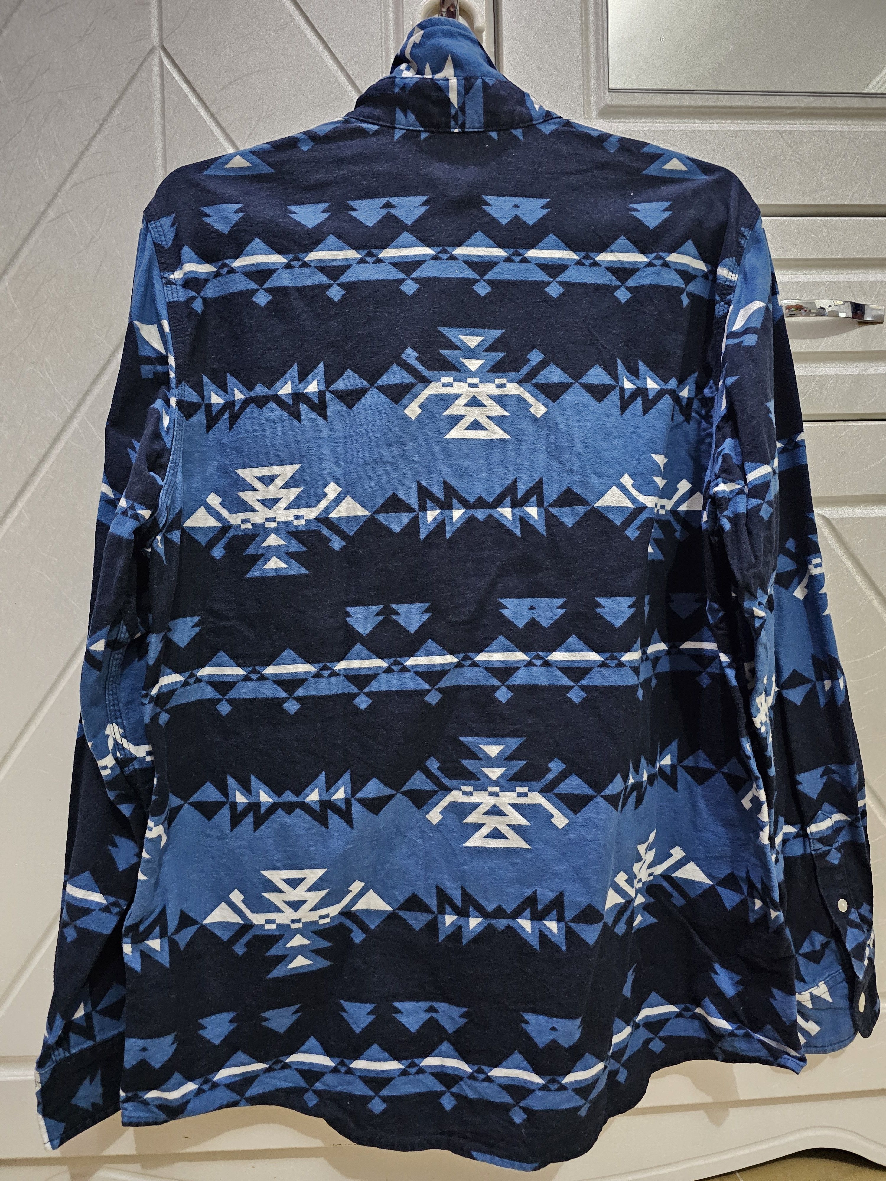 Carhartt Carhartt WIP Vintage Wilkins Aztec Shirt Size US L / EU 52-54 / 3 - 5 Thumbnail