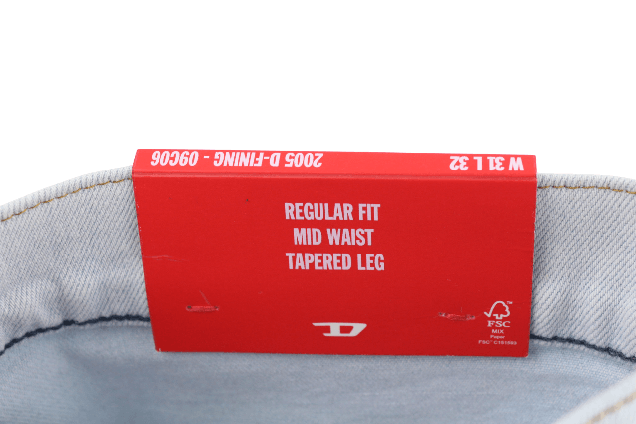 Diesel 2005 D-FINING 09C06 W31/L32 Tapered 40418 Size US 31 - 13 Thumbnail