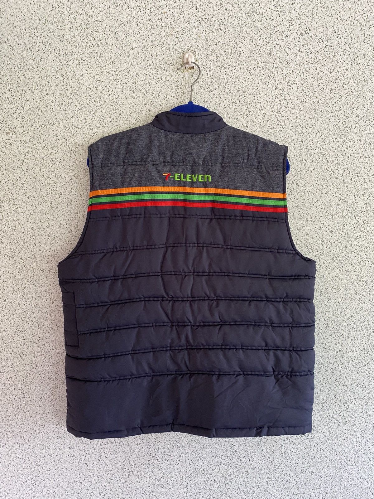 Japanese Brand 7-Eleven light puffer vest Size US L / EU 52-54 / 3 - 6 Thumbnail