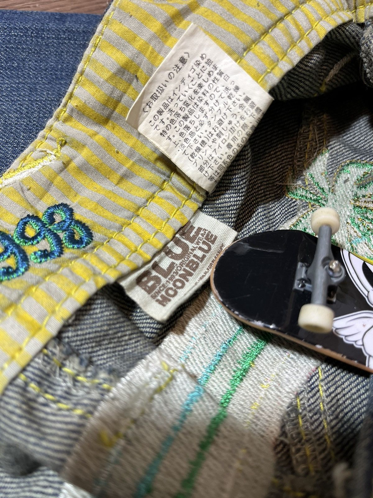 Blue Blue Japan × Hysteric Glamour × Japanese Brand Y2K Blue Moon Blue japan Surfing Back Embroidery denim Size US 28 / EU 44 - 10 Thumbnail