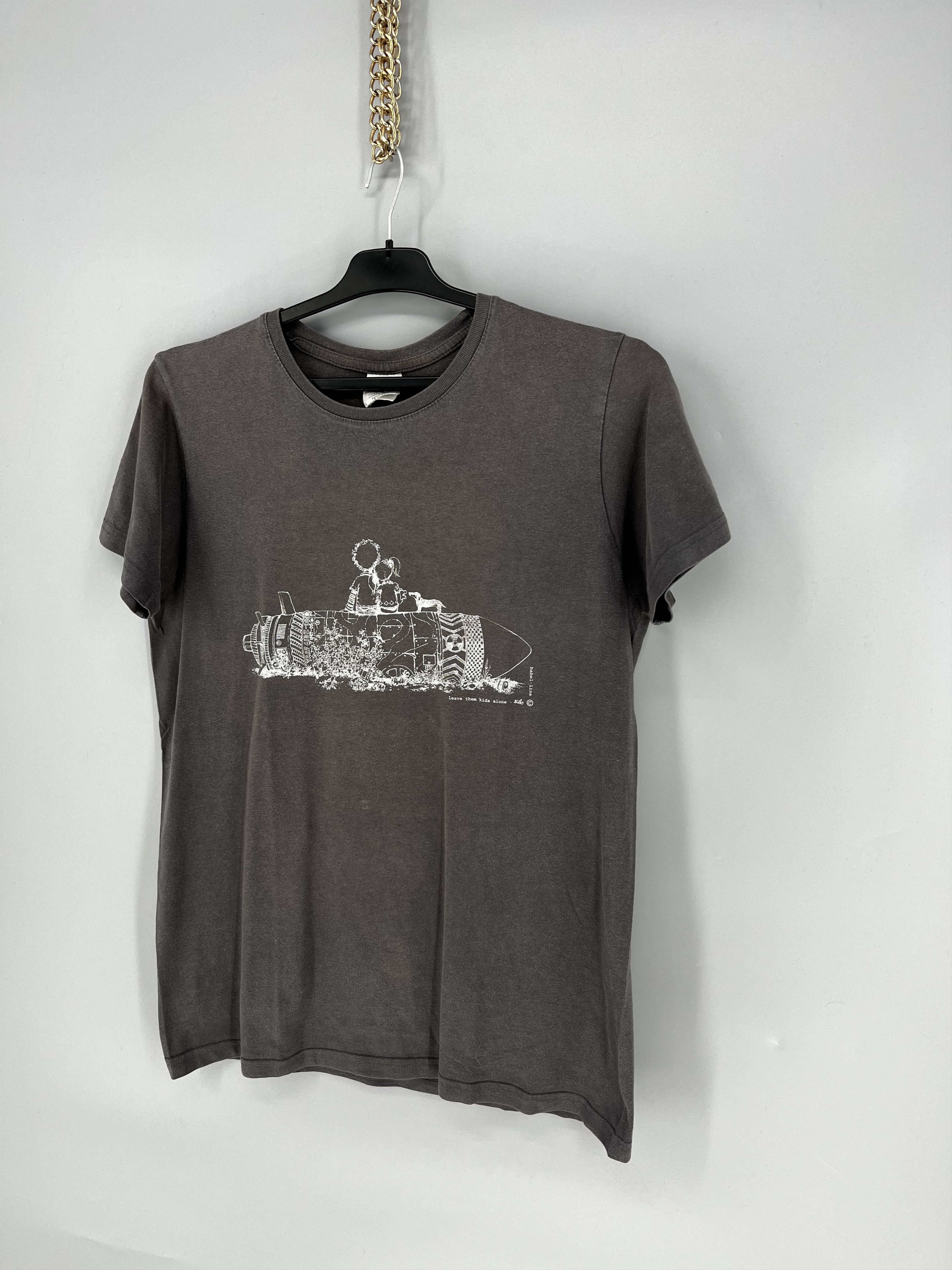 Other Vintage Leave Them Kids Alone Graphic Tee Size US M / EU 48-50 / 2 - 3 Thumbnail