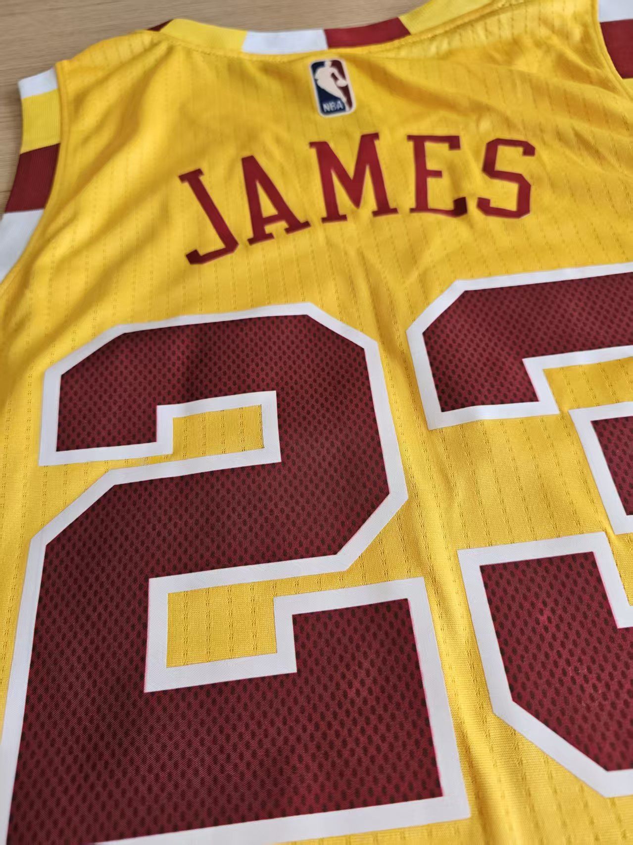 NBA Cleveland Cavaliers #23 LeBron James Jersey Size US XL / EU 56 / 4 - 5 Thumbnail
