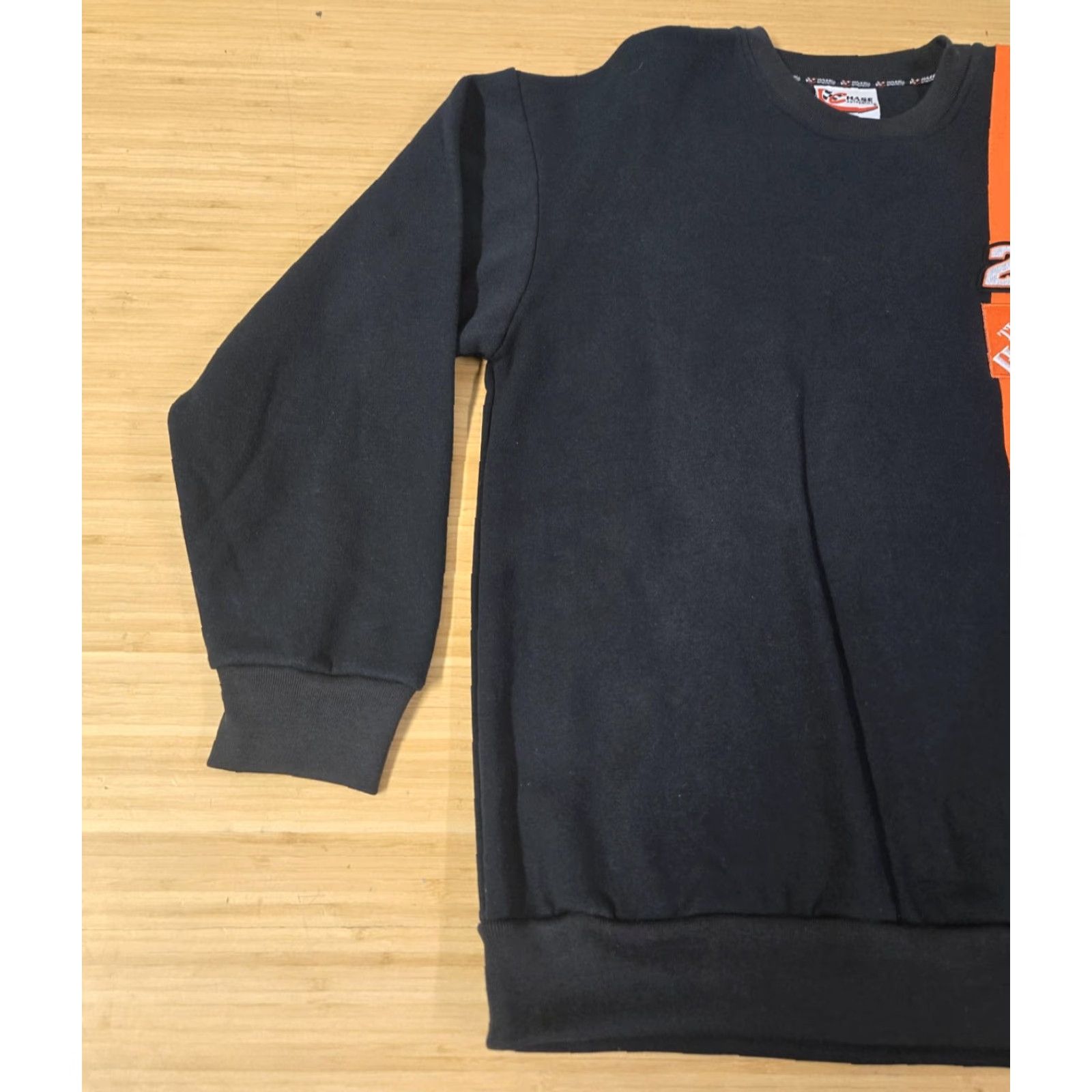 Chase Authentics VINTAGE Chase Authentics Tony Stewart Home Depot NASCAR Sweatshirt Mens Medium Black Graphic Print Pullover Crewneck Size US M / EU 48-50 / 2 - 3 Thumbnail