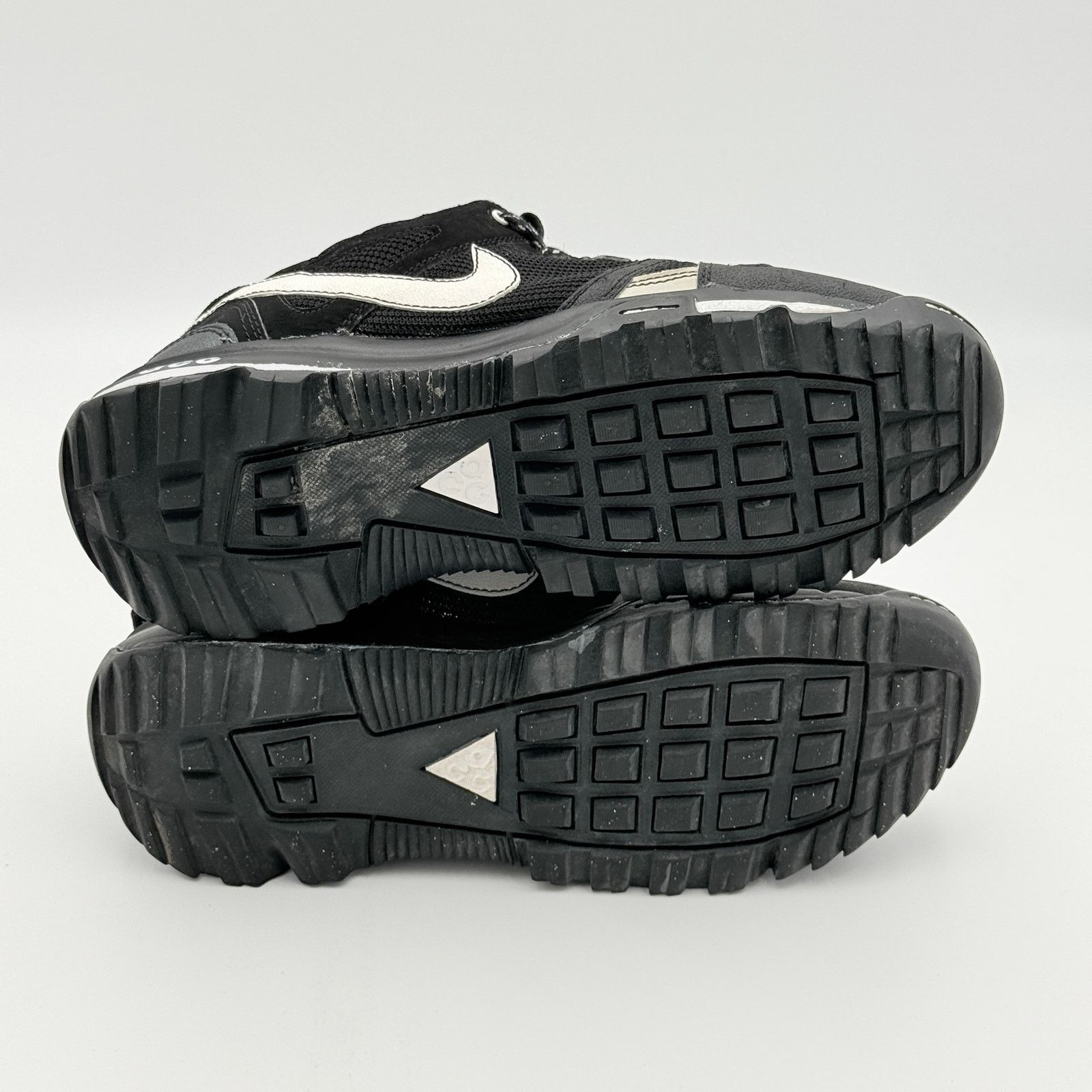 Nike Nike ACG Air Rongbuk Black White Trail Running Shoes Size US 8.5 / EU 41-42 - 5 Thumbnail