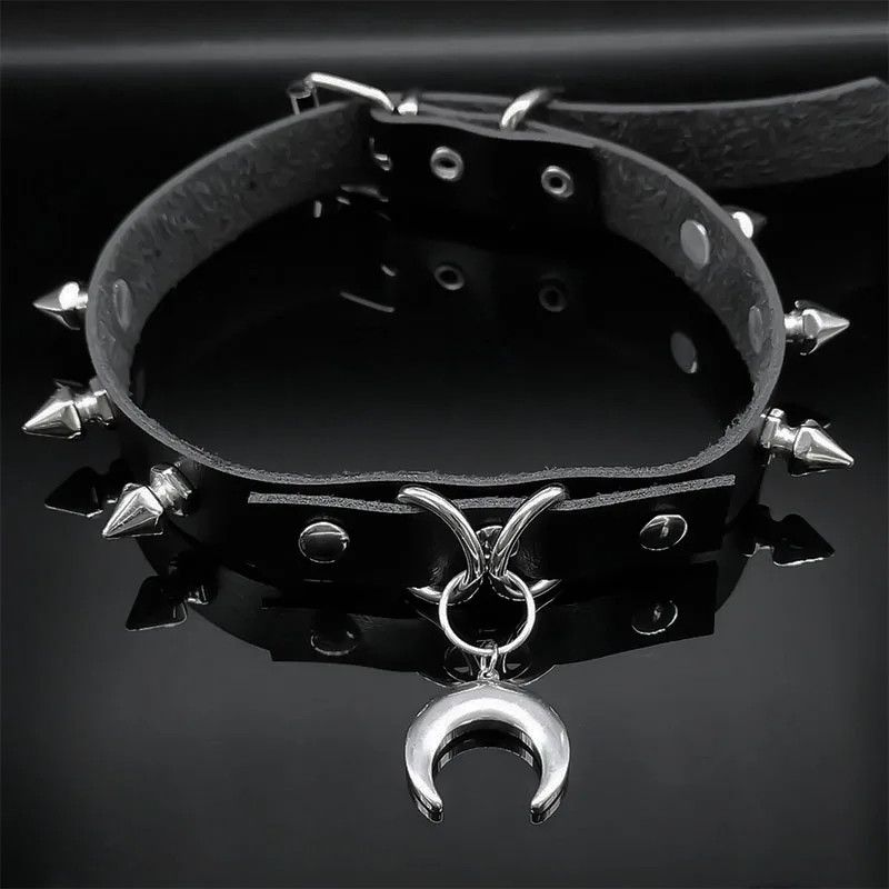 Jewelry Punk Crescent Moon Pendant Pu Leather Necklace Size ONE SIZE - 3 Thumbnail