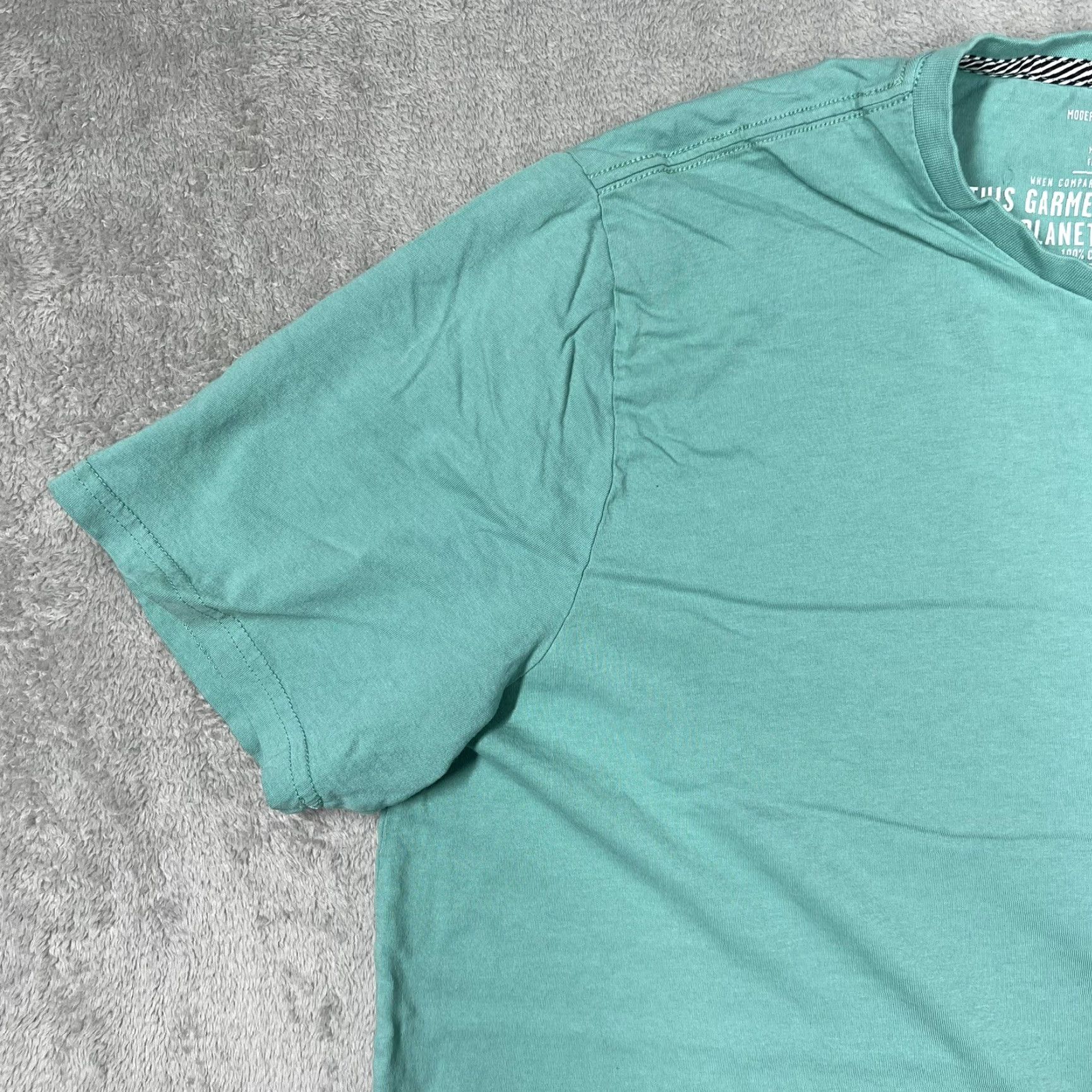 Volcom Volcom Stone Wavey Graphic T-Shirt Mens Size Large Mint Green Crew Neck Short Sleeve T-Shirt Regular Cotton Green Retro Size US L / EU 52-54 / 3 - 6 Thumbnail