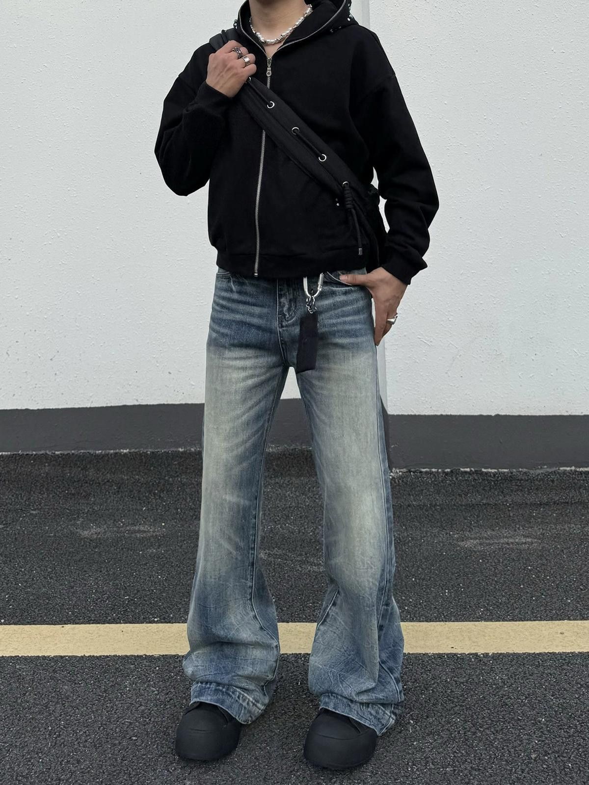 Jean Whiskered Blue Wide Leg Jeans, Loose Fit Denim Pants Size US 30 / EU 46 - 7 Thumbnail