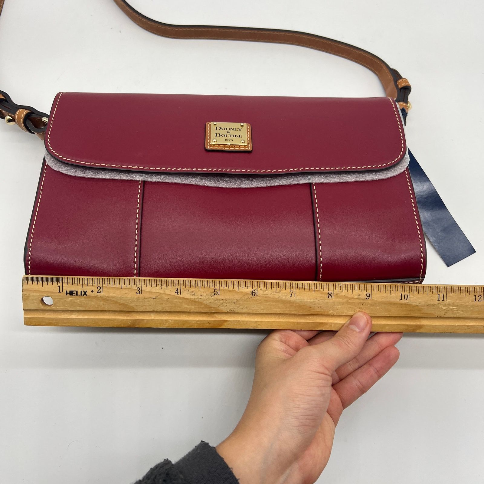 Dooney & Bourke Dooney & Bourke Wexford Leather Casey Clutch Mulberry Size ONE SIZE - 3 Thumbnail
