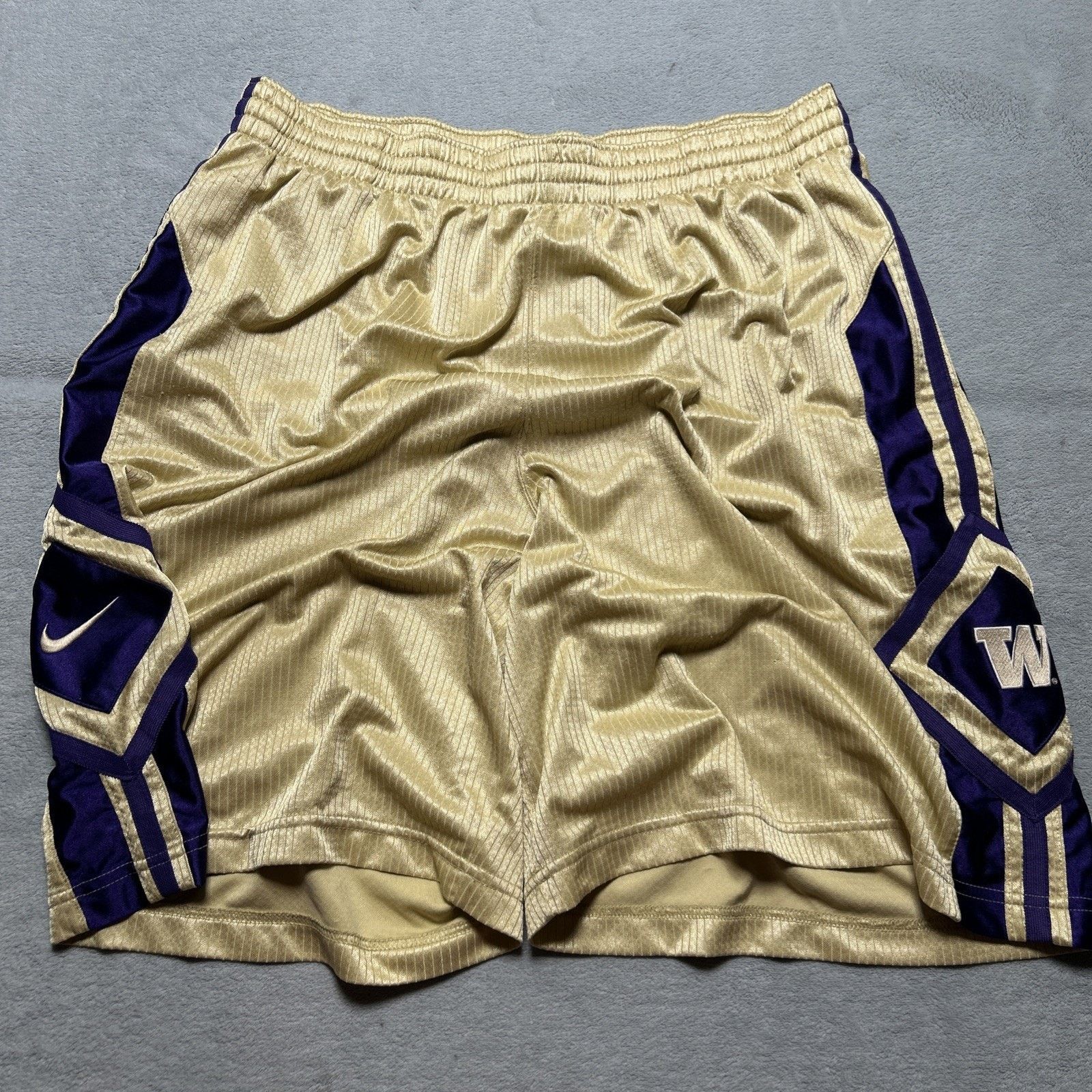 Nike Nike Gold Shinny Dazzle Mesh Shorts Mens XL 34x9 Baggy Retro Size US 34 / EU 50 - 1 Thumbnail