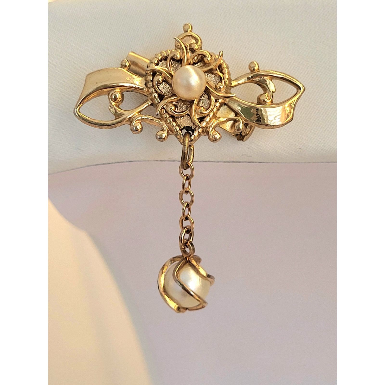 & Other Stories Coro Heart Brooch w/Pearl Drop VTG Signed MCM Size ONE SIZE - 1 Thumbnail