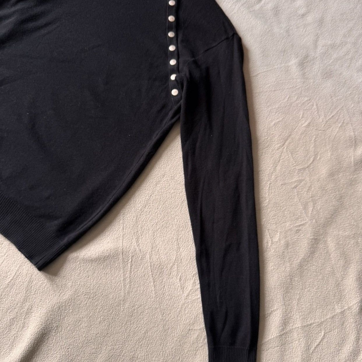 agnes b. Agnès B. Asymmetrical Snap-Button Mock Neck Knit Sweater Size US S / EU 44-46 / 1 - 5 Thumbnail