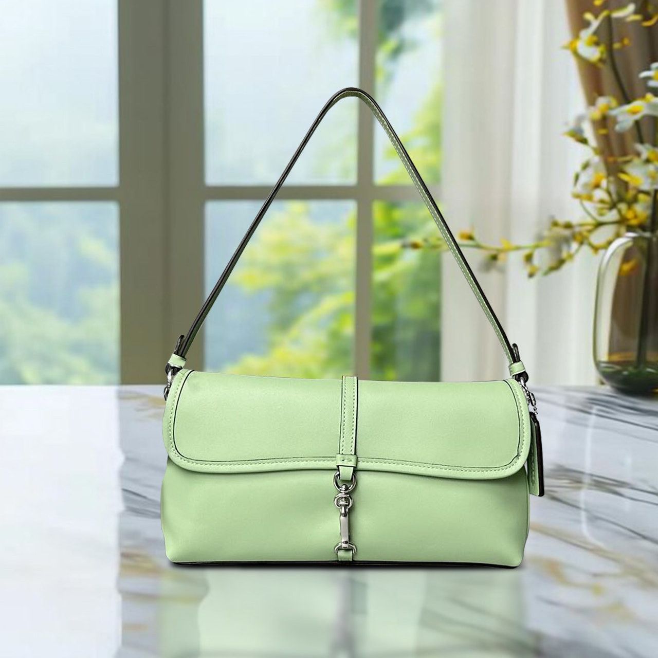 Coach Coach Hamptons Shoulder Bag in Brass/Bubblegum Pink Leather Size ONE SIZE - 5 Thumbnail