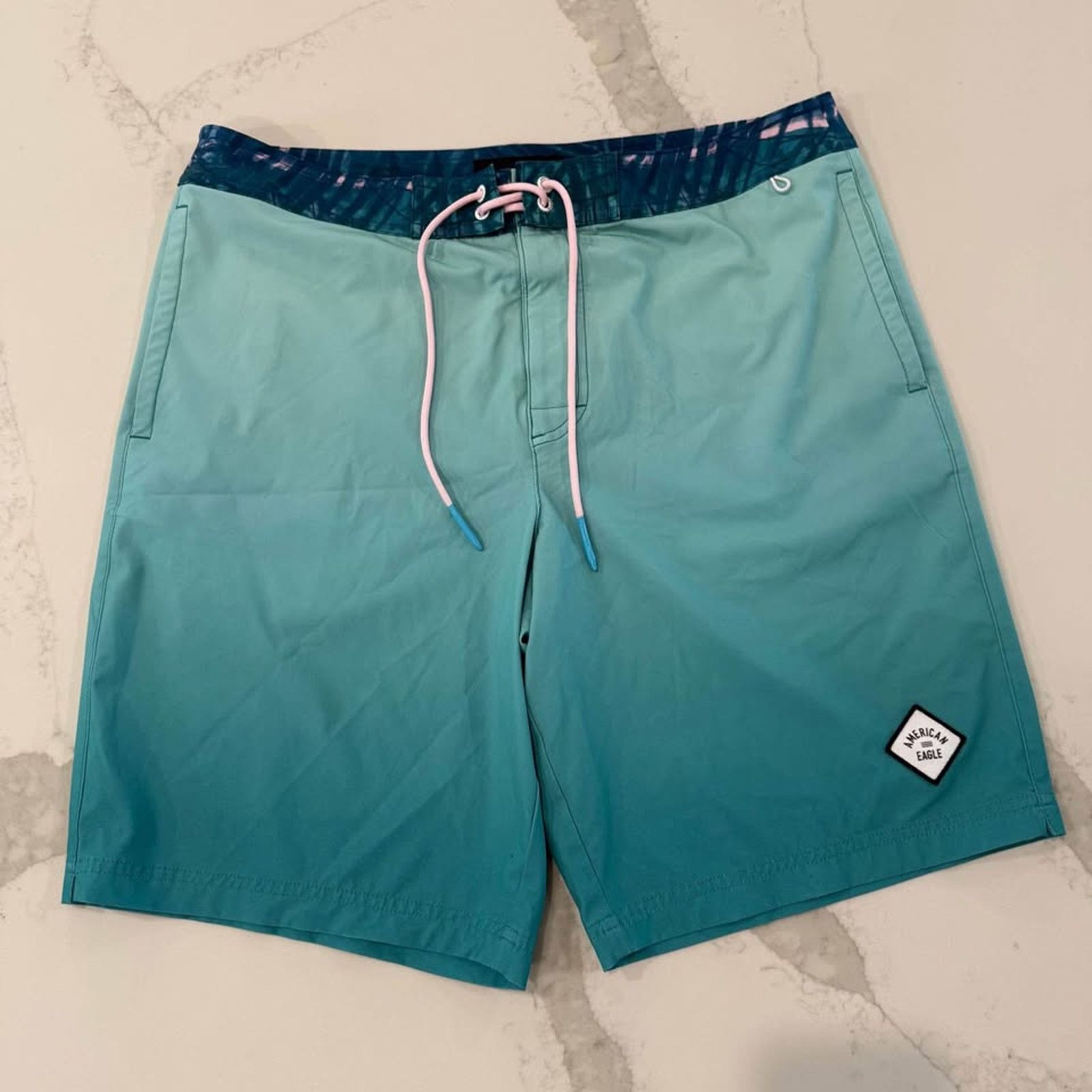 American Eagle Outfitters American Eagle Blue Ombré Swim Trunk Mens Large Board Shorts Size US 36 / EU 52 - 1 Thumbnail