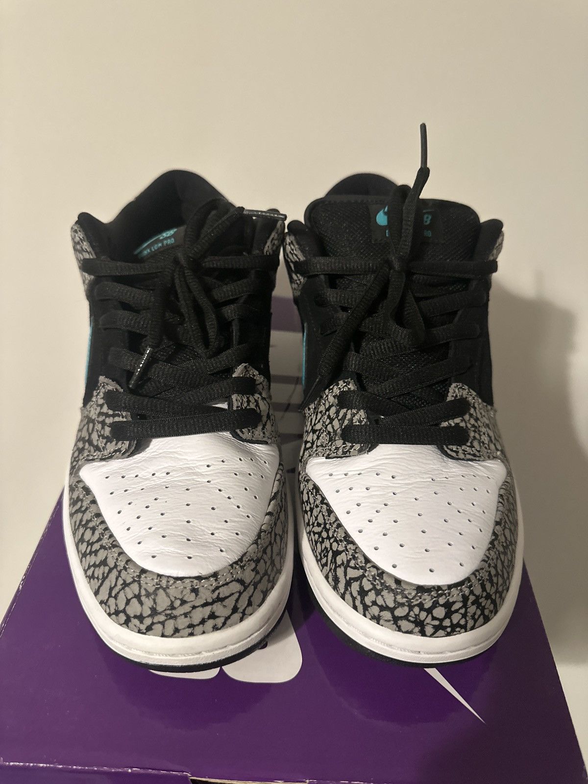 Nike SB Nike SB Dunk Low Pro Atmos Elephant Size US 10.5 / EU 43-44 - 6 Thumbnail