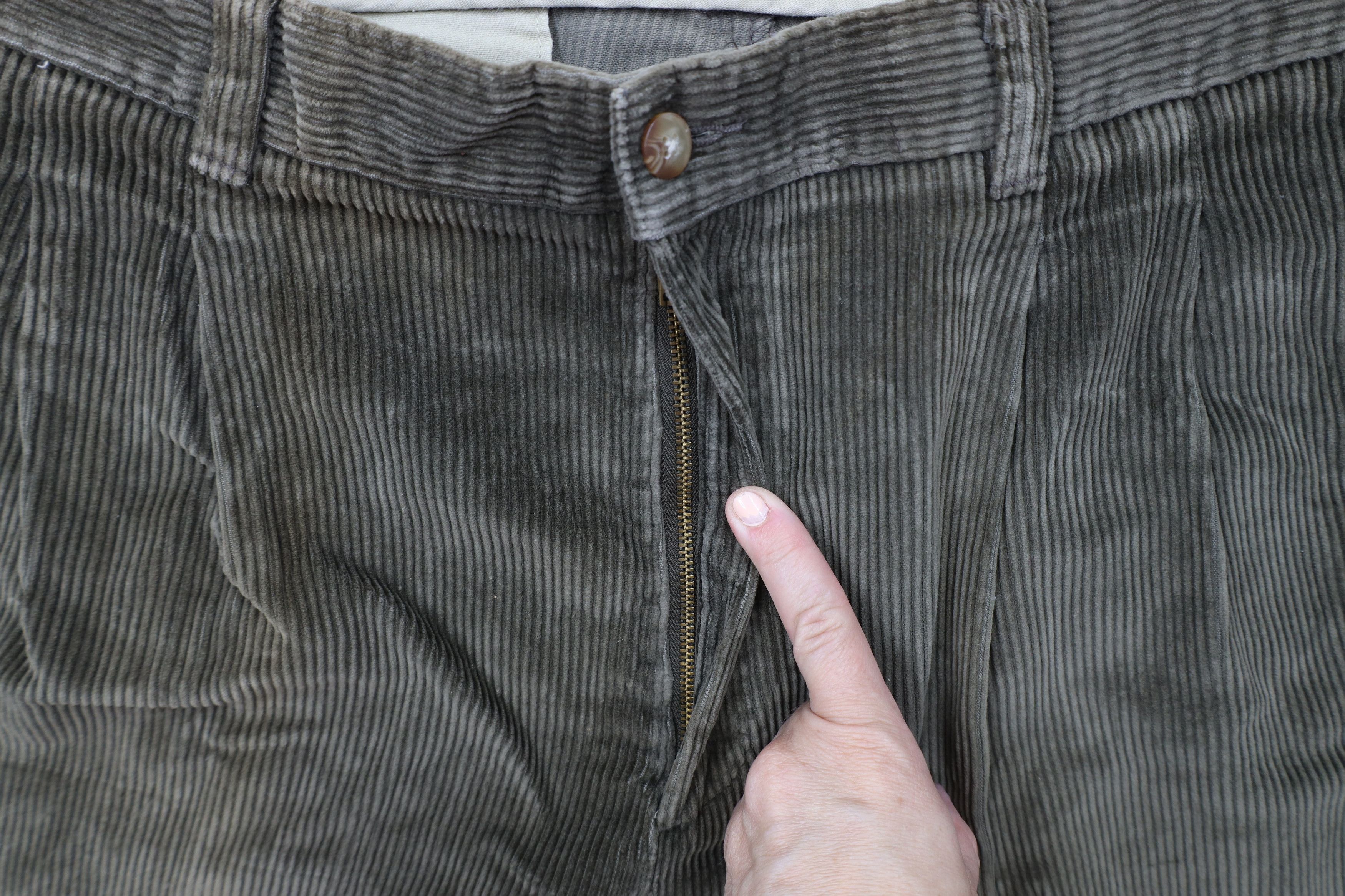 Vintage Vintage 90s Streetwear Pleated Wide Leg Corduroy Pants Green Size US 36 / EU 52 - 8 Thumbnail