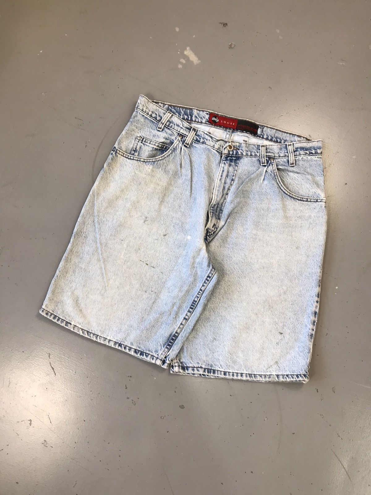 Levi's Vintage Levi’s silvertab loose fit denim jort Size US 37 - 2 Thumbnail