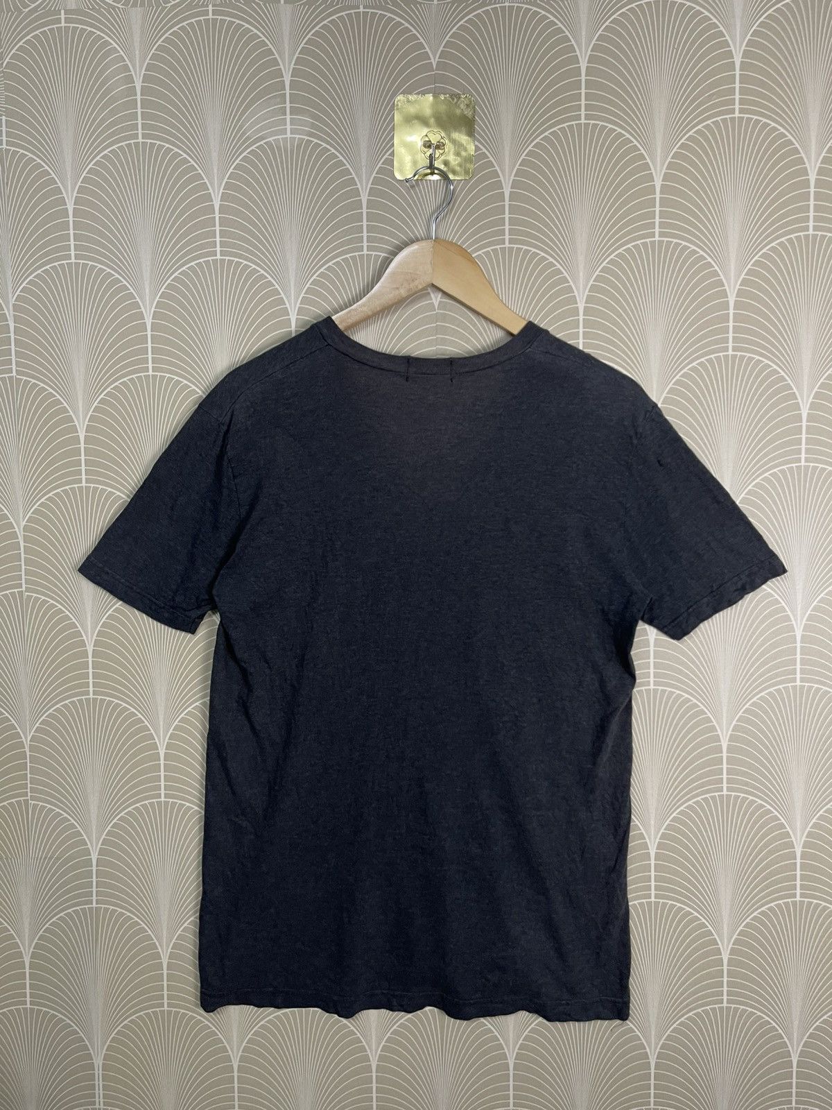 Helmut Lang × Japanese Brand × Vintage 90s HELMUT LANG PLAIN TEES V NECK FADED Size US M / EU 48-50 / 2 - 2 Thumbnail