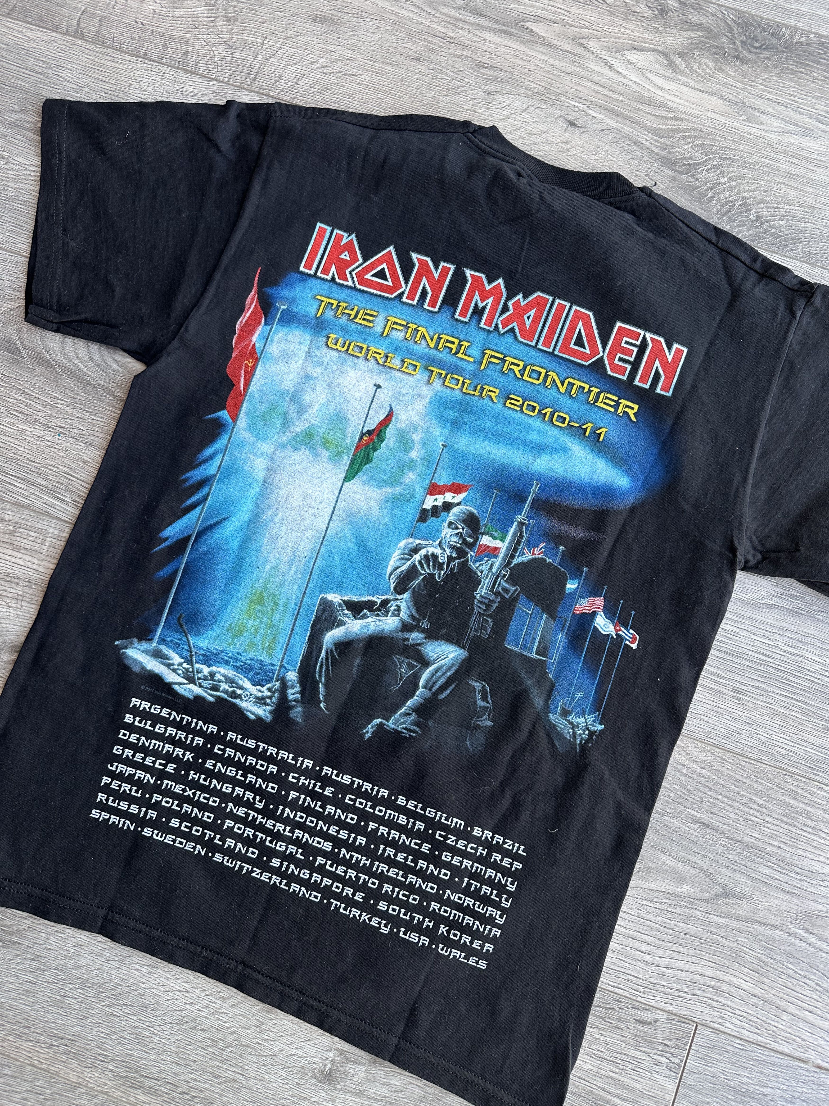 Iron Maiden Iron Maiden T shirt Size US M / EU 48-50 / 2 - 7 Thumbnail