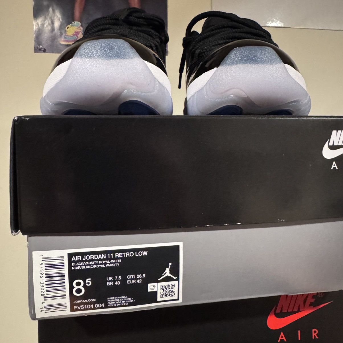 Jordan Brand Jordan 11 Low Space Jam Size US 8.5 / EU 41-42 - 2 Thumbnail