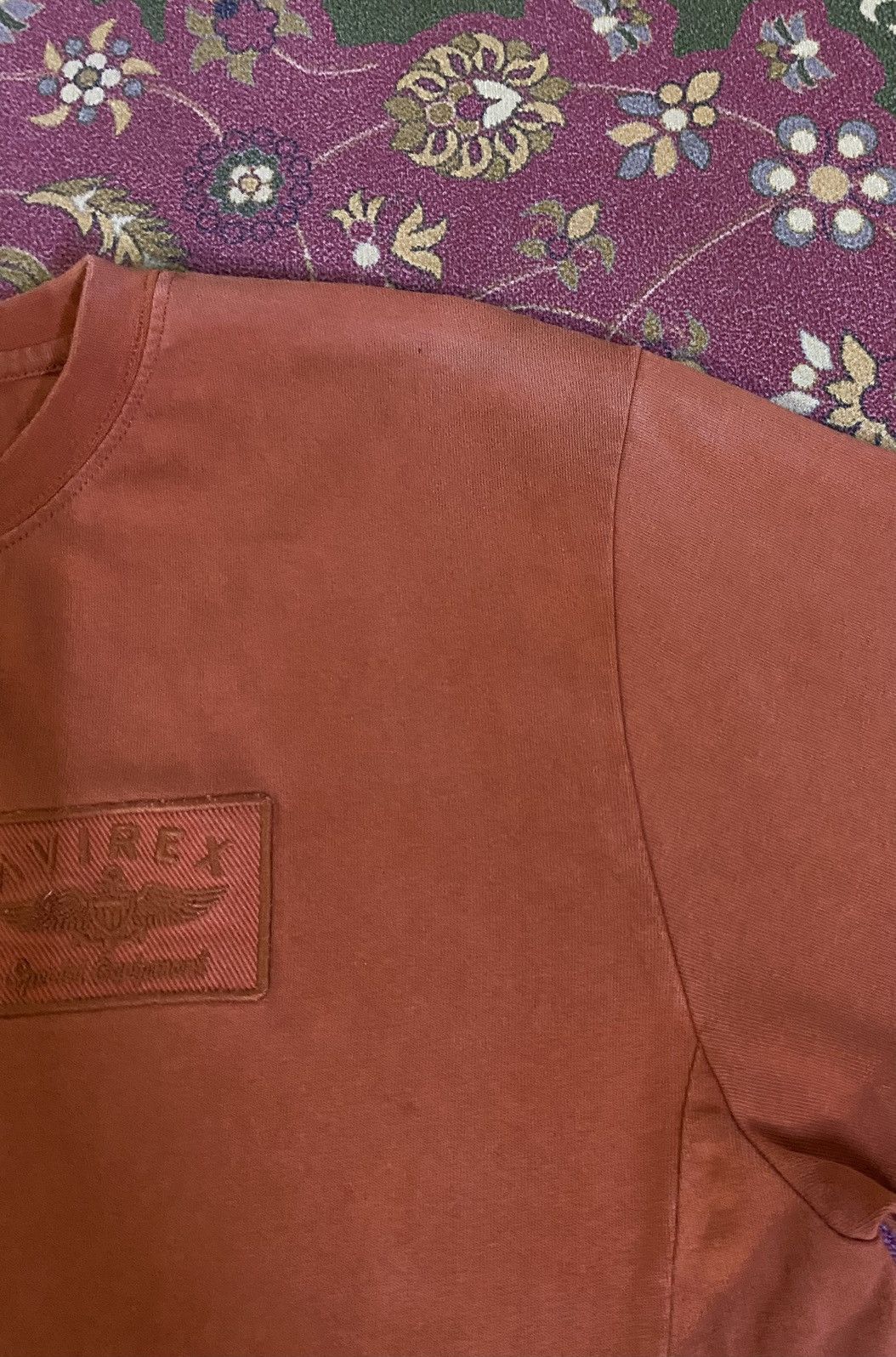 Avirex × Japanese Brand × Vintage Vintage AVIREX Belle Zipper Design Style T-Shirt Size US L / EU 52-54 / 3 - 8 Thumbnail
