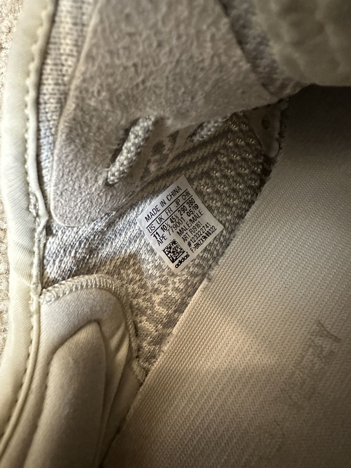 Adidas Adidas Yeezy Boost 350 V2 Size US 11 / EU 44 - 4 Thumbnail