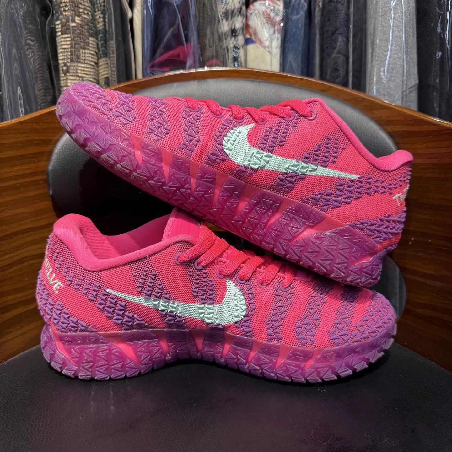 Nike Ja 3 "Valentine" 40.5 EU - Like New, Used Once Size US 7.5 / EU 40-41 - 7 Thumbnail