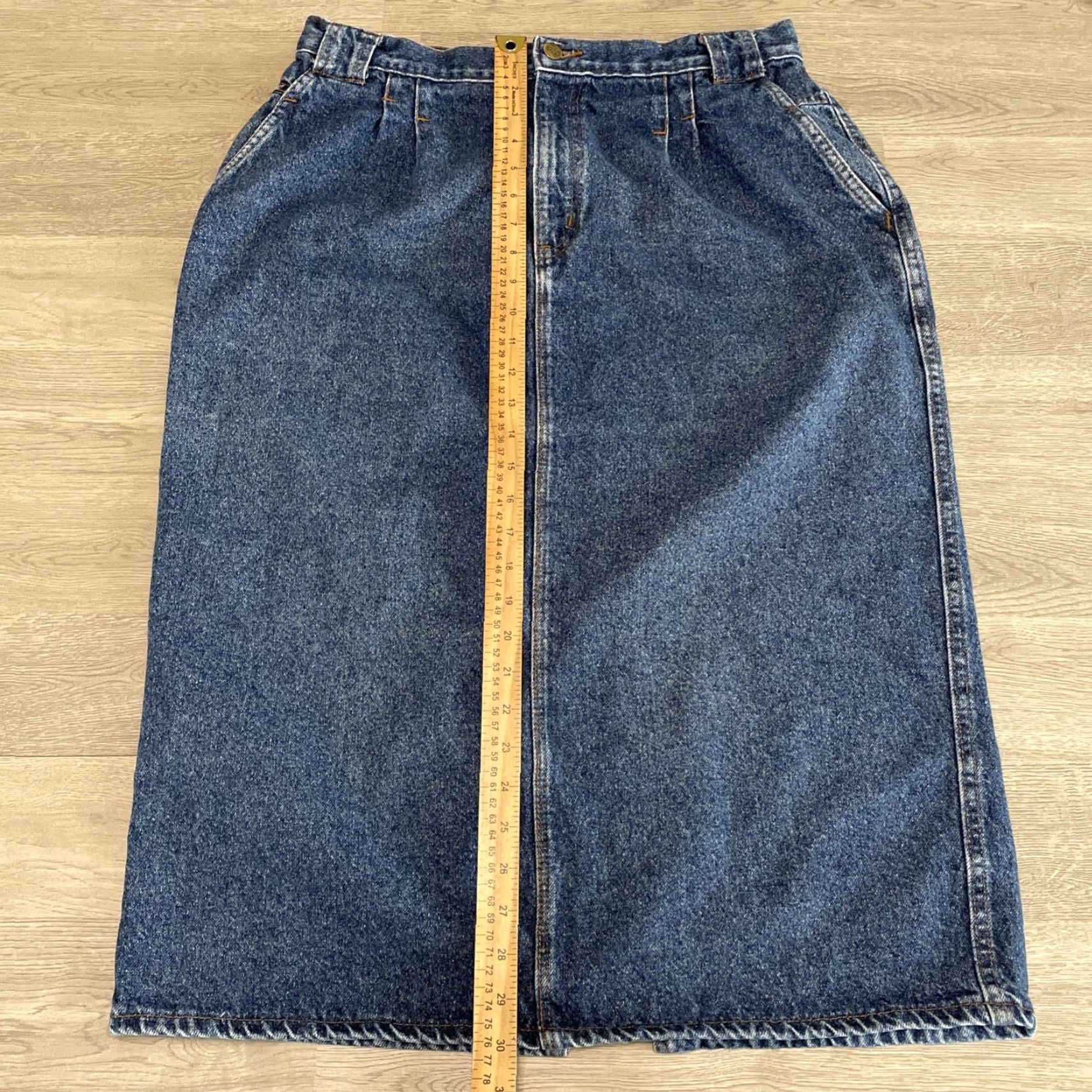 Vintage VINTAGE CHIC 90s Denim Midi Skirt Women Size 18 Blue A-Line 100% Cotton Size 40" / US 18 - 7 Thumbnail