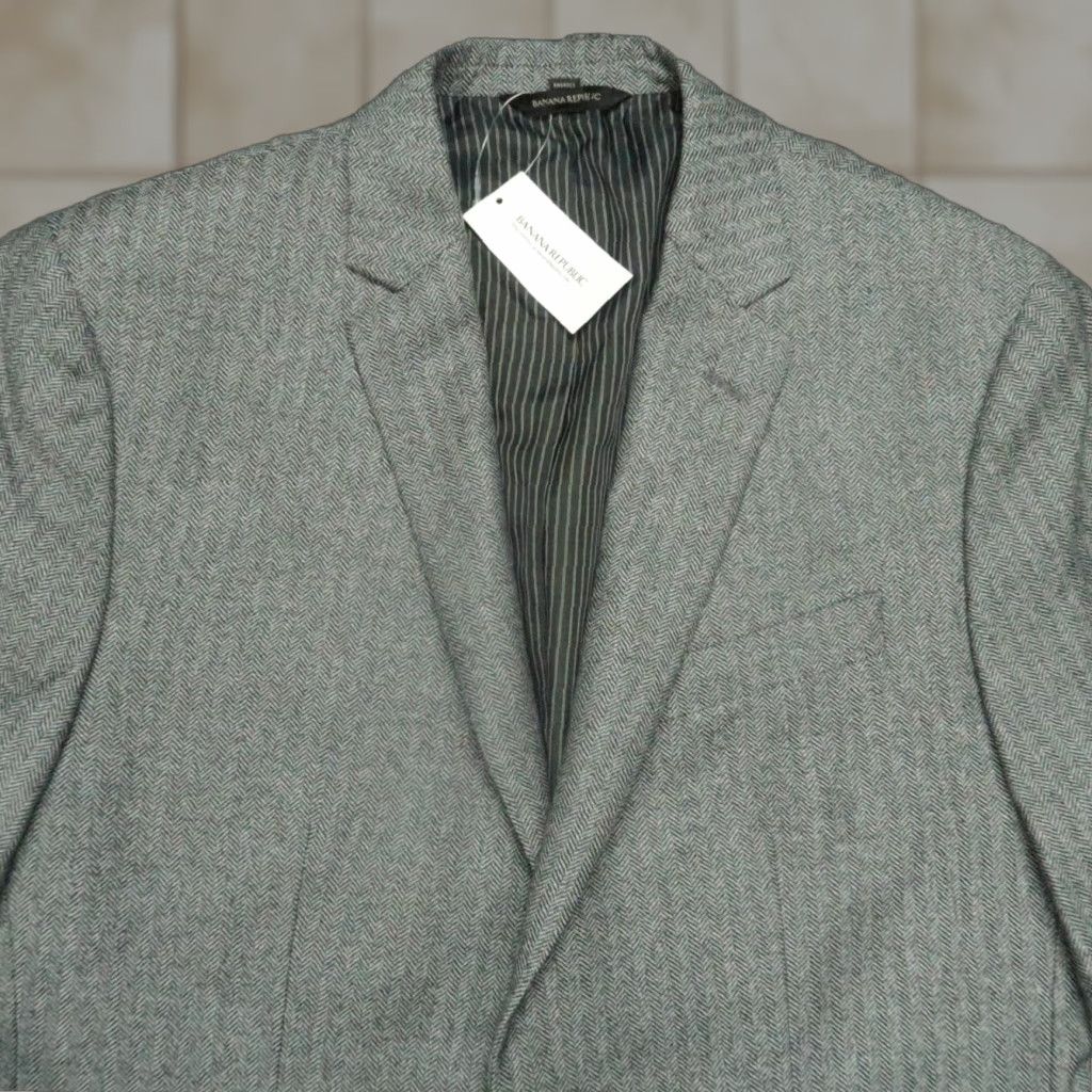 Banana Republic VINTAGE Banana Republic Blazer Mens 40R Gray Herringbone Marzotto Wool Slim Sport Coat Size 40R - 1 Thumbnail