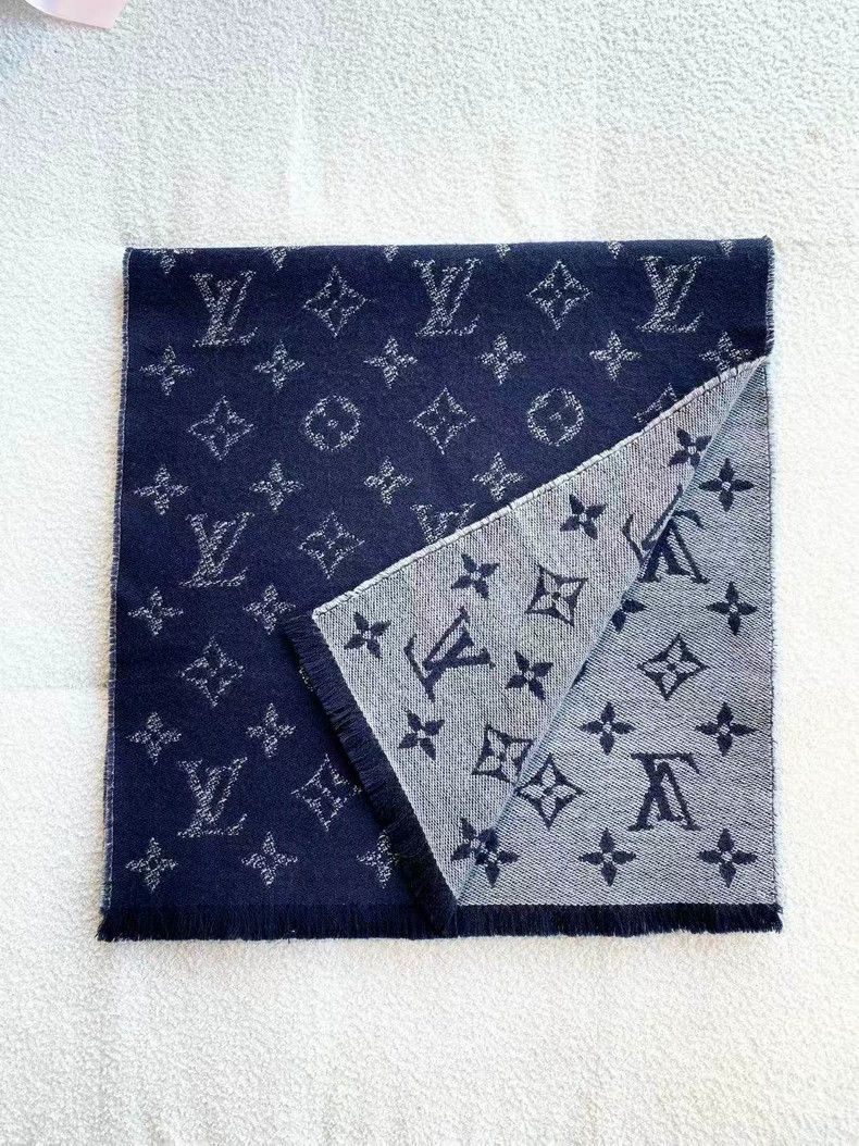 Louis Vuitton Louis Vuitton Wool print full print wool scarf Size ONE SIZE - 2 Thumbnail
