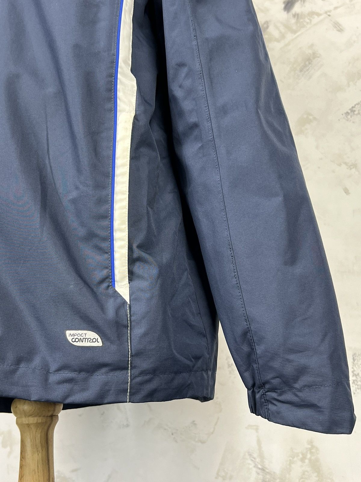 Umbro Vintage Umbro Everton Training Jacket Size XL Size US XL / EU 56 / 4 - 3 Thumbnail