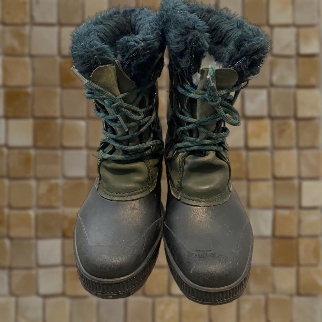 VINTAGE Sorel Boots Women Green Leather Waterproof Winter Insulated Badger 9 Adult Womens Shoes/Boots