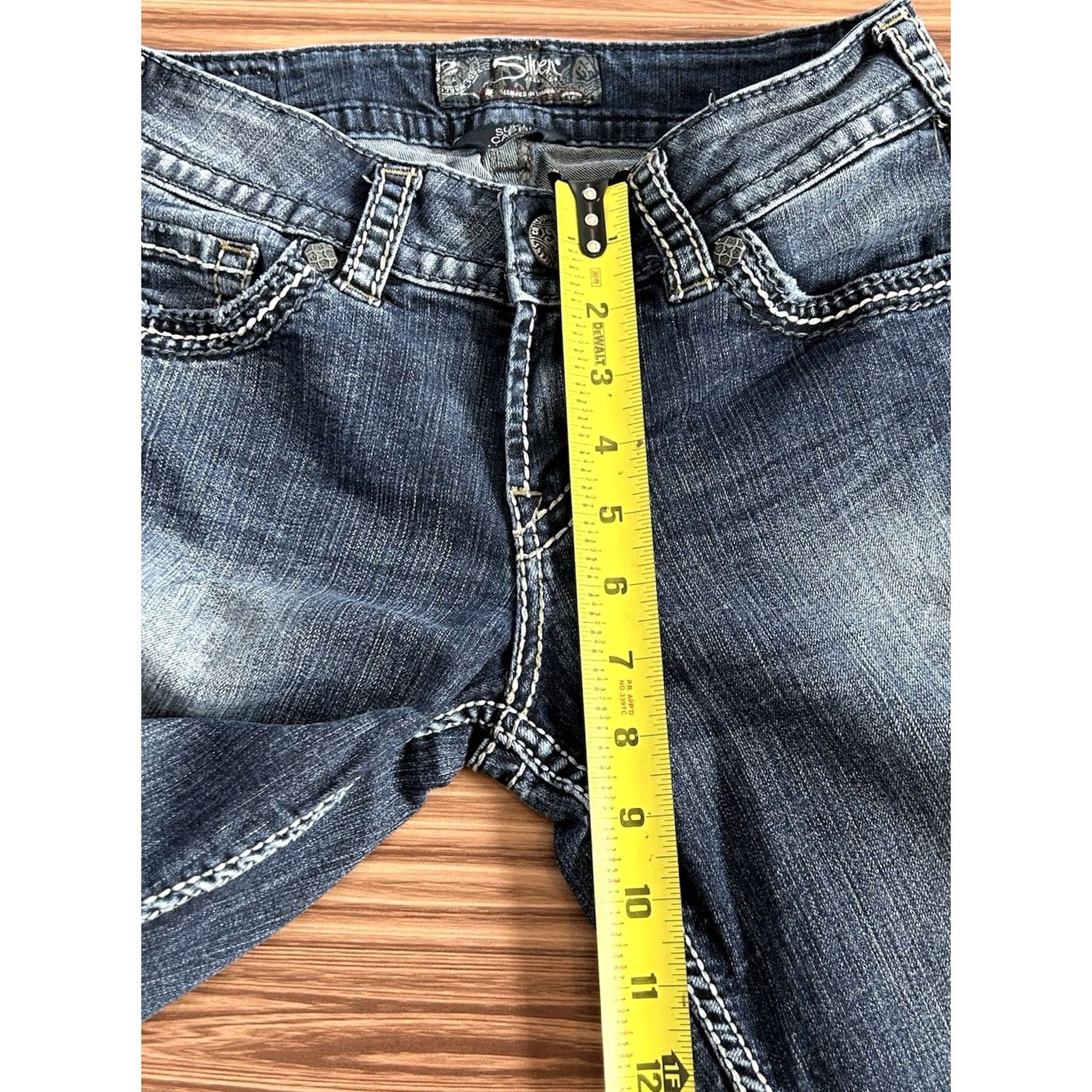 Silver Jeans Co. Silver Jeans Suki Capri Jeans Womens Dark Wash Blue 26 Inseam Capris Vintage No? (omit) Size 26" / US 2 / IT 38 - 3 Thumbnail