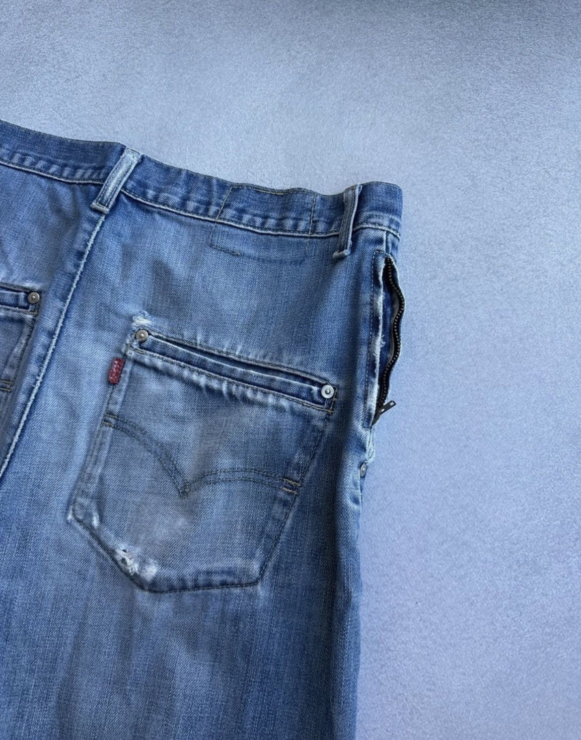 Levi's Vintage Levi’s 502Loose Fit Engineered Flared JeansY2K Denim Size US 33 - 2 Thumbnail
