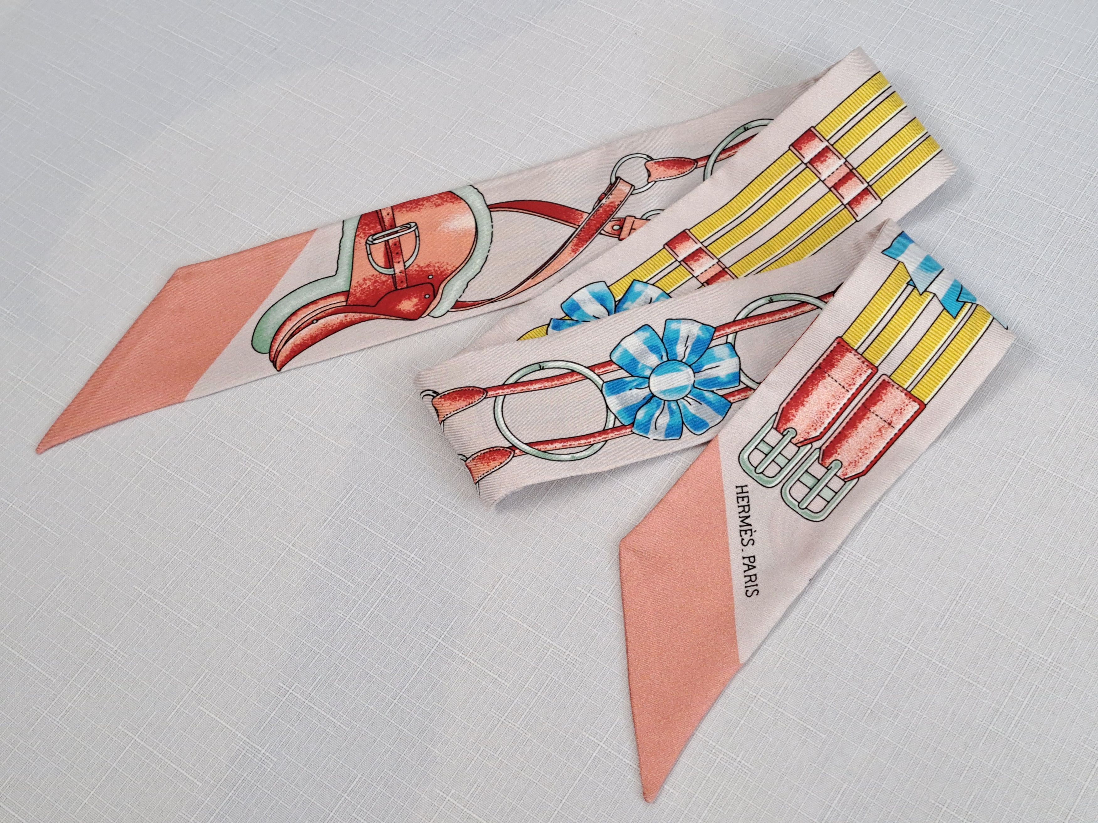 Hermes HERMES Paris silk twilly scarf. Size ONE SIZE - 9 Thumbnail