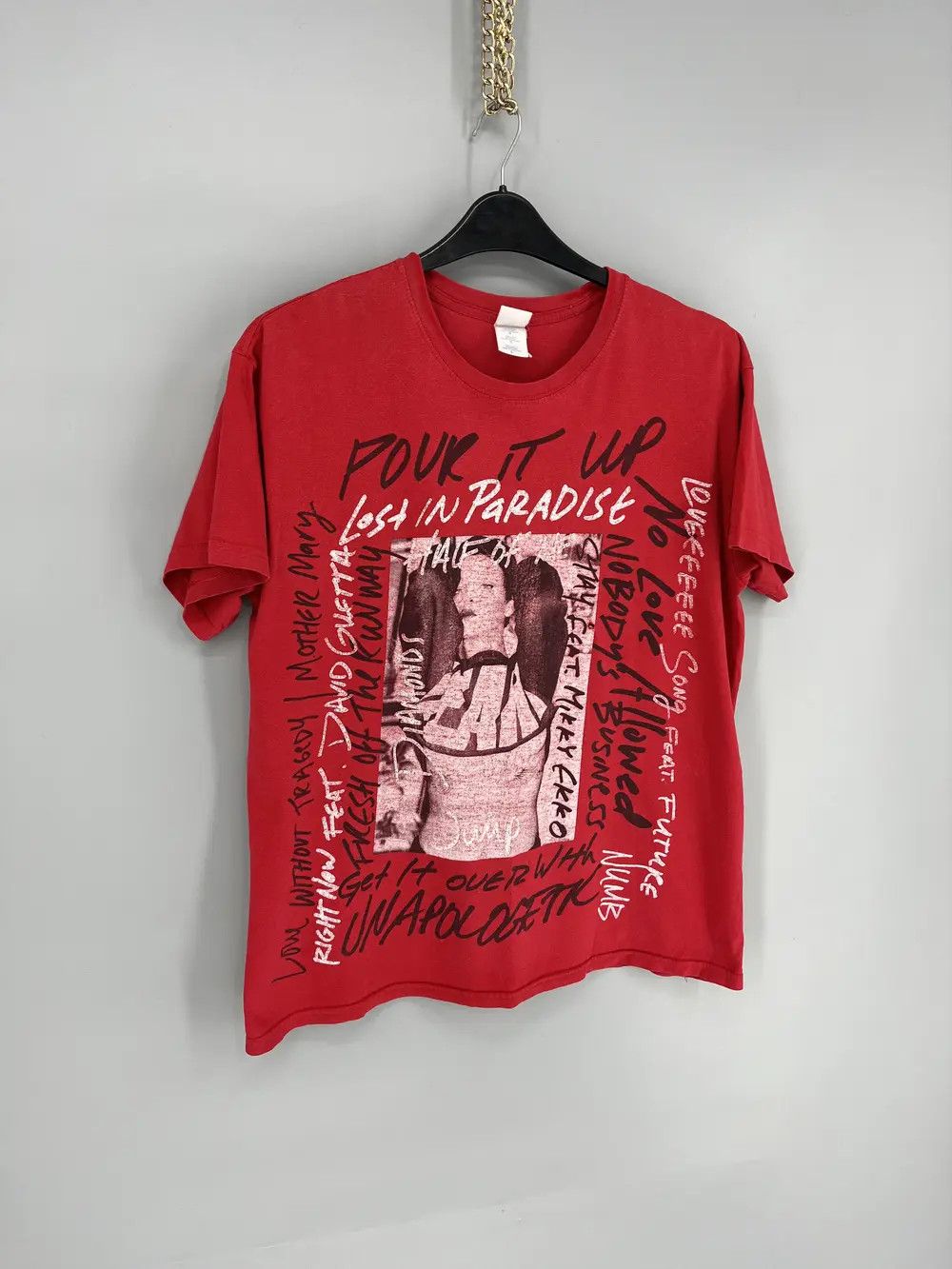 Rihanna Rihanna Unapologetic Diamonds World Tour 2013 Concert TShirt Size US L / EU 52-54 / 3 - 2 Thumbnail