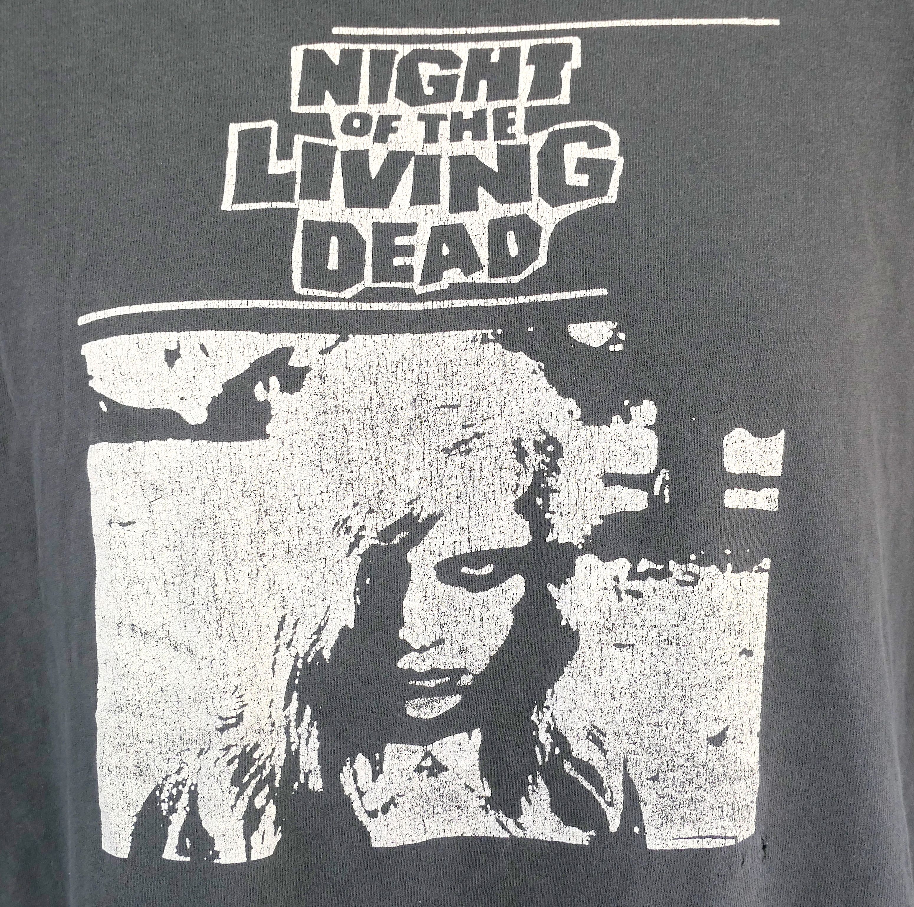 Vintage 90's Vintage Night Of The Living Dead (1968) T Shirt XL Size US XL / EU 56 / 4 - 1 Thumbnail