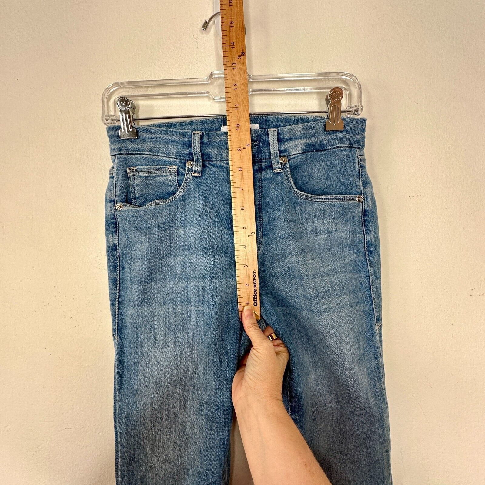 Good American Good American Blue Good Legs Cropp Mid-Rise Booty Shaping 28 Size 28" / US 6 / IT 42 - 13 Thumbnail