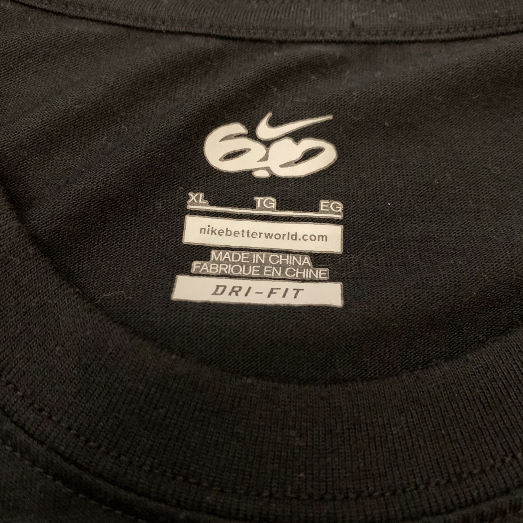 Nike VINTAGE Nike Six O 6.0 T-Shirt Mens XL Black Tricks Dave Singer Mariah Yen Theme Size US XL / EU 56 / 4 - 3 Thumbnail