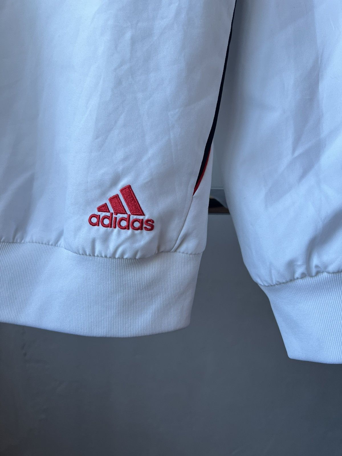 Adidas 2007 LIVERPOOL FC CHAMPIONS LEAGUE SOCCER FOOTBALL JACKET L Size US L / EU 52-54 / 3 - 16 Thumbnail