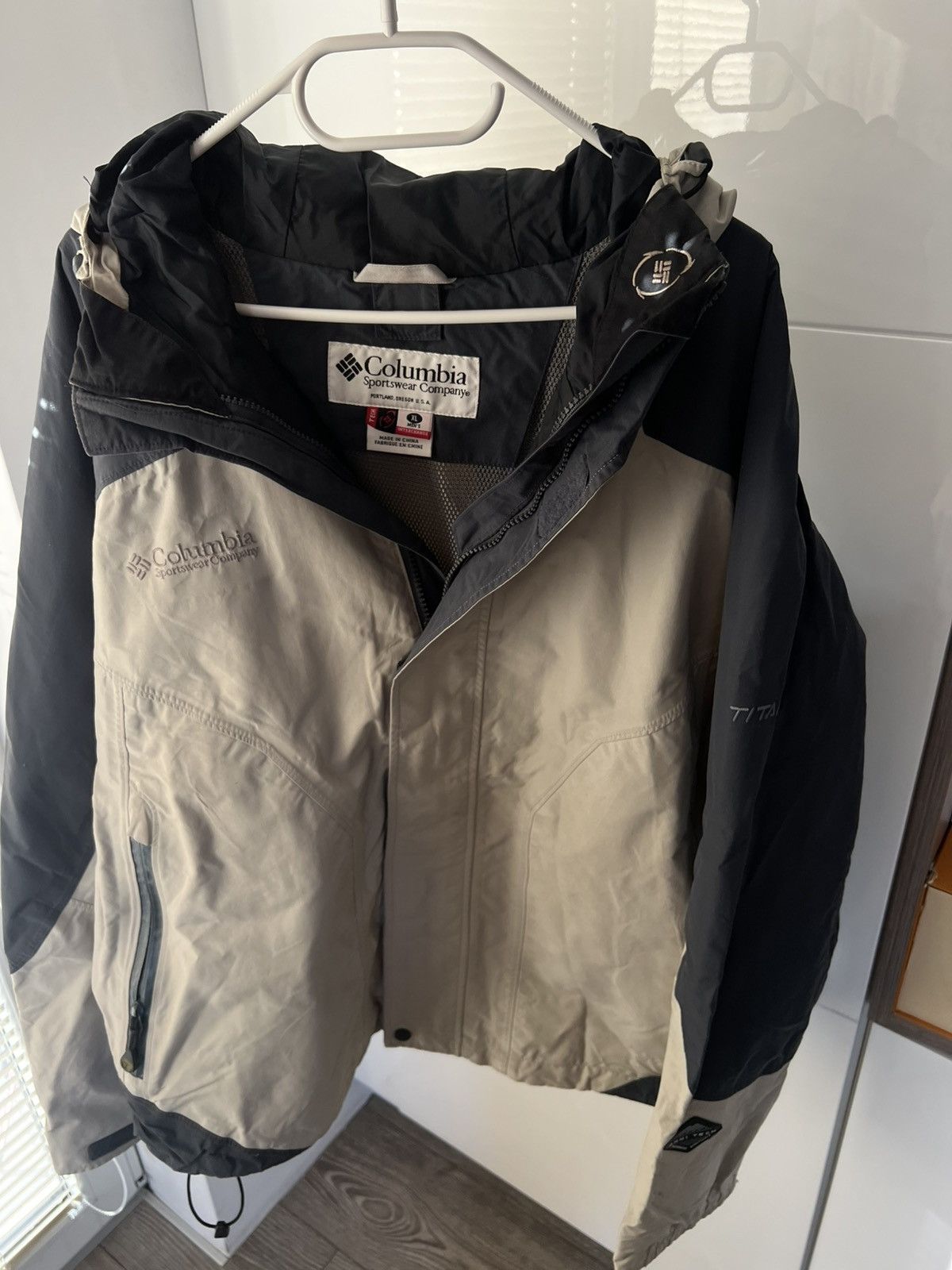 Columbia Vintage Columbia Waterproof Titanium Omni Tech Ski Jacket Size US XL / EU 56 / 4 - 3 Thumbnail