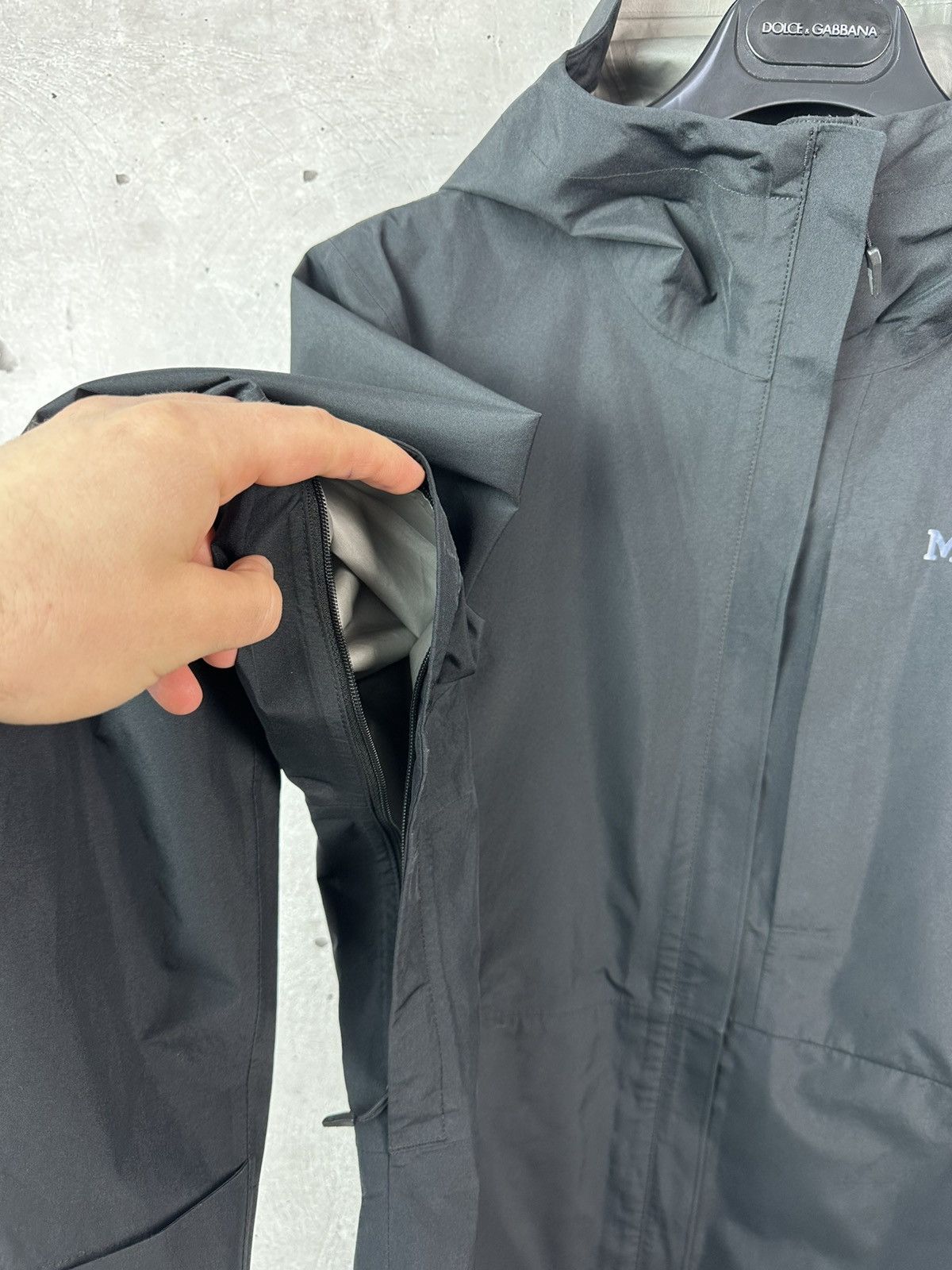 Marmot Marmot Gore-Tex Minimalist Black Long Sleeve Women’s Jacket Size S / US 4 / IT 40 - 8 Thumbnail