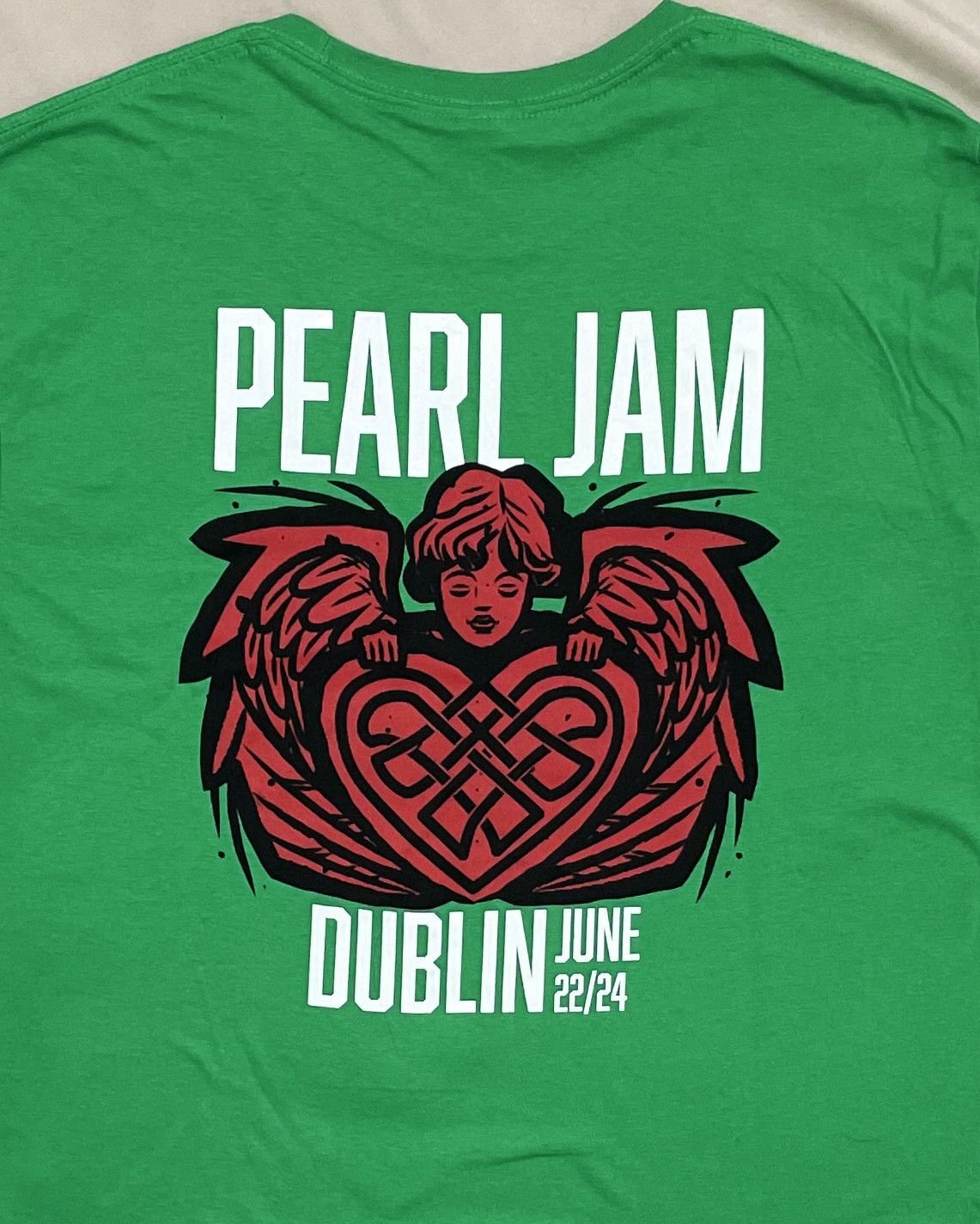 Band Tees Pearl Jam Tour 2024 Dublin Tshirt Size US XL / EU 56 / 4 - 4 Thumbnail