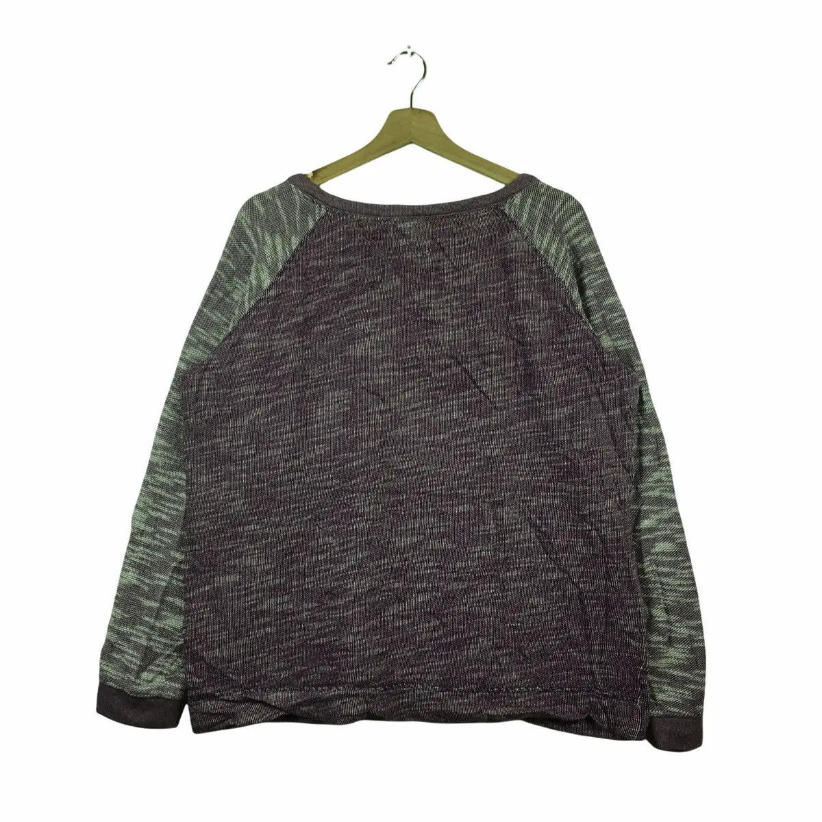 Champion Vintage CHAMPION PRODUCTS USA Striped Sweatshirt Sweater Size XL / US 12-14 / IT 48-50 - 6 Thumbnail