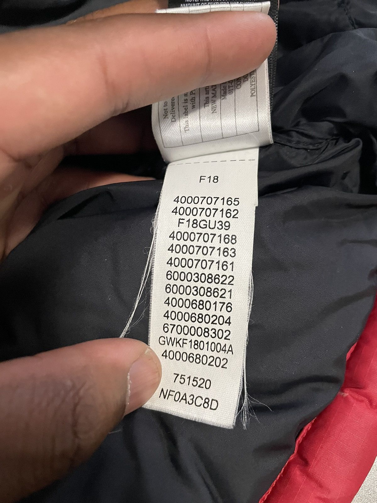 The North Face 🍎 The North Face 700 Down Nupste (Sz S) Size US S / EU 44-46 / 1 - 7 Thumbnail
