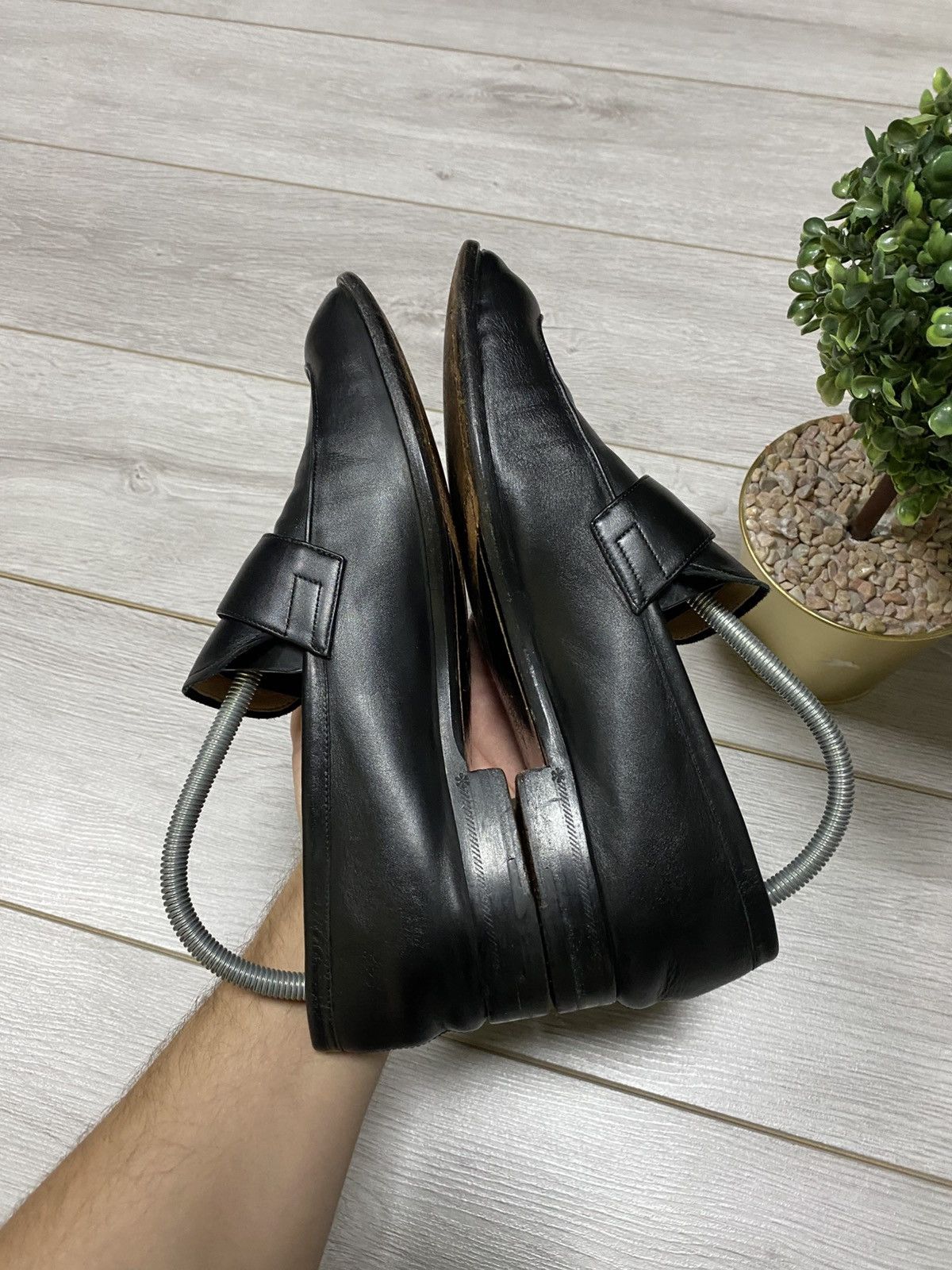 Louis Vuitton Louis Vuitton Saint germain loafer leather LV shoes Size US 8 / EU 41 - 7 Thumbnail