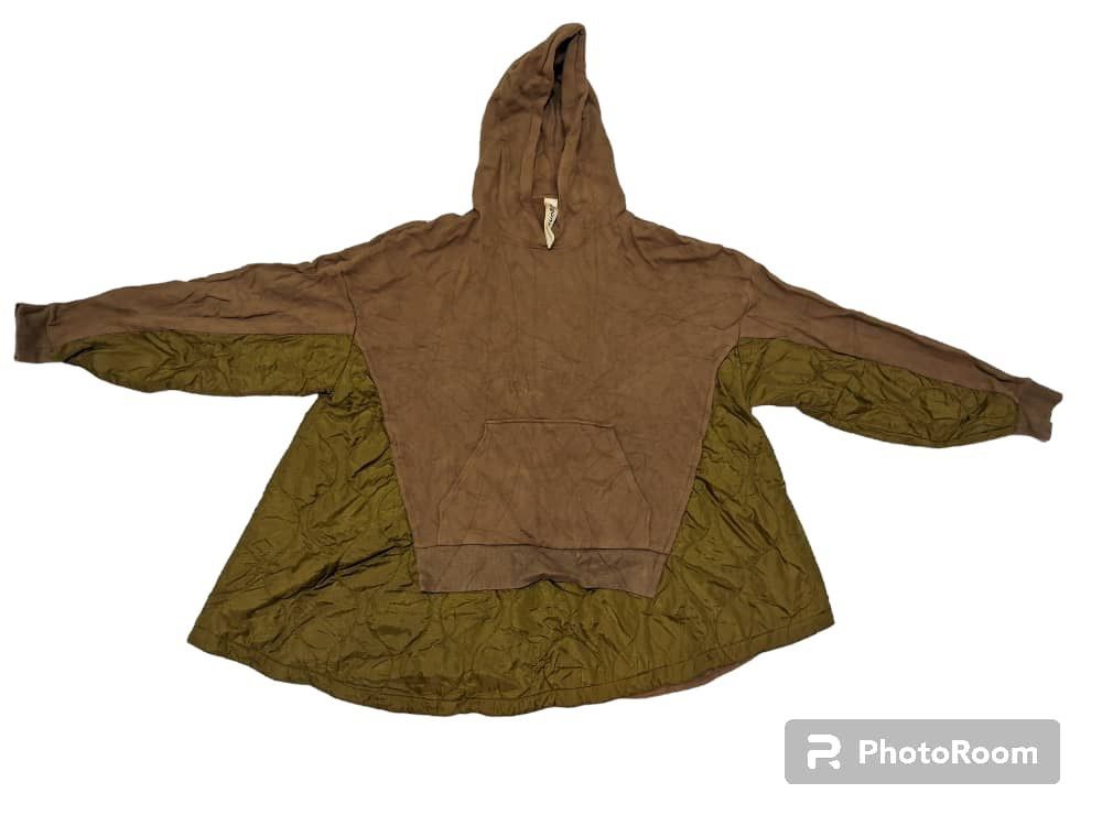 Nagostan hoodie