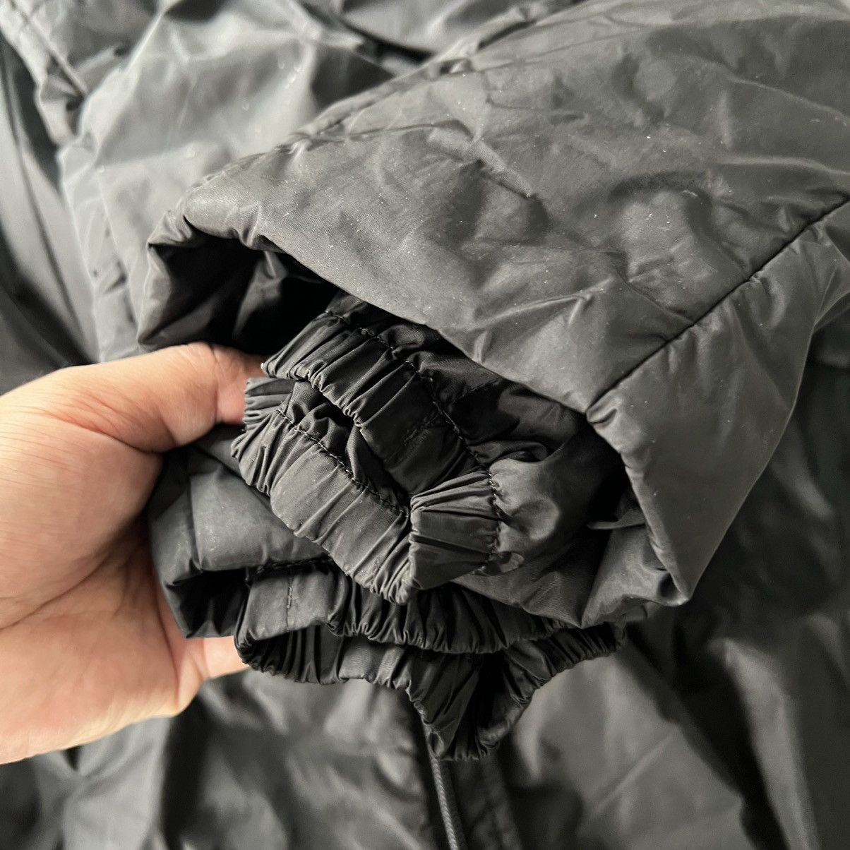Prada Prada puff black jacket nylon Size M / US 6-8 / IT 42-44 - 19 Thumbnail