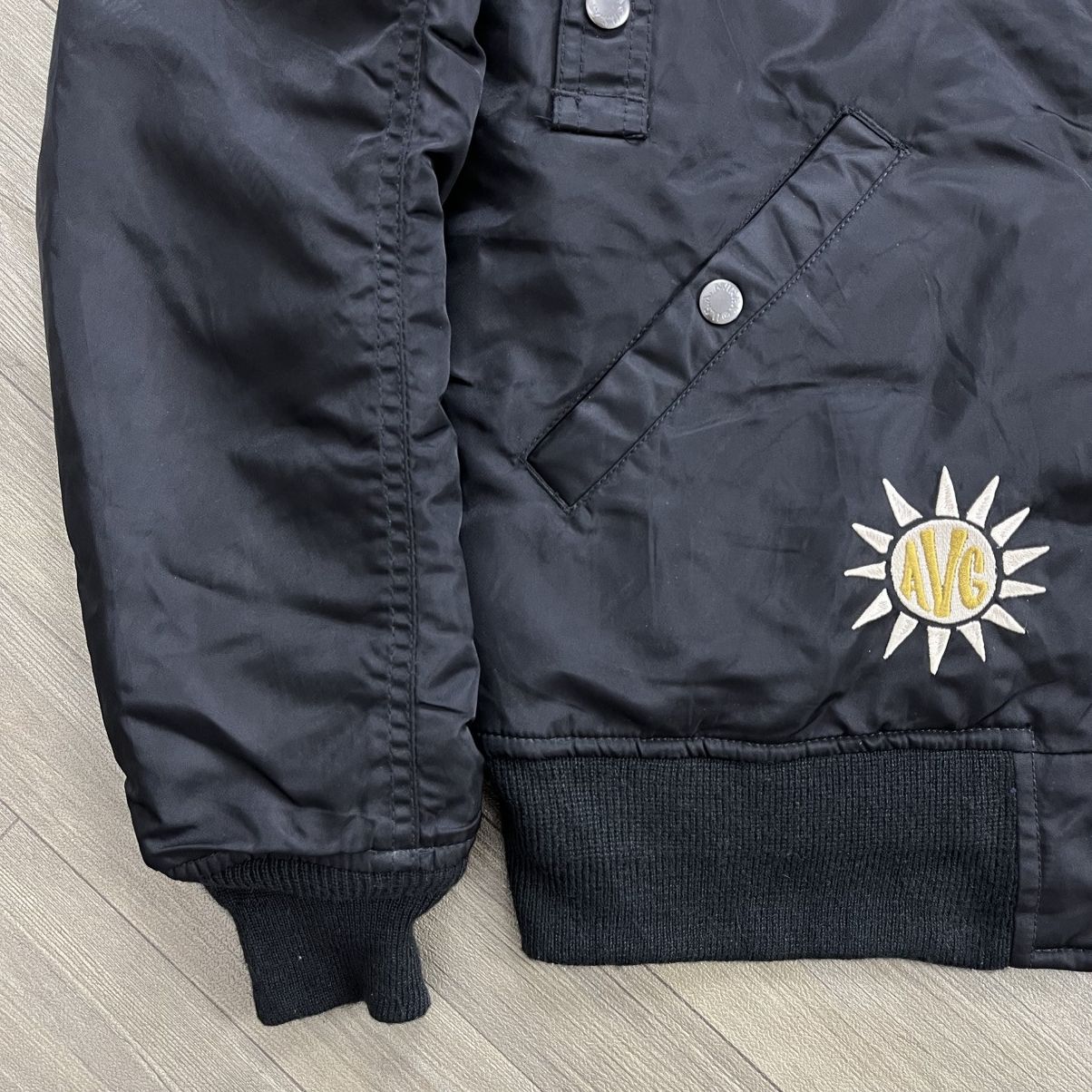Avirex Vintage Avirex Flaying Tiger P-40 Embroidery Bomber Jacket Size US L / EU 52-54 / 3 - 9 Thumbnail