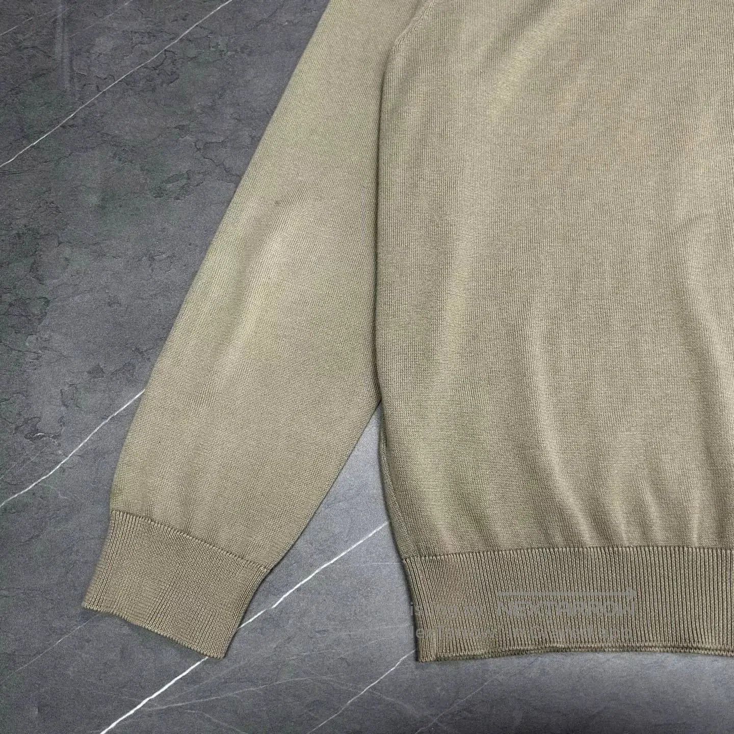Louis Vuitton Louis Vuitton Embroidered Logo Khaki Hoodie. Size US L / EU 52-54 / 3 - 7 Thumbnail