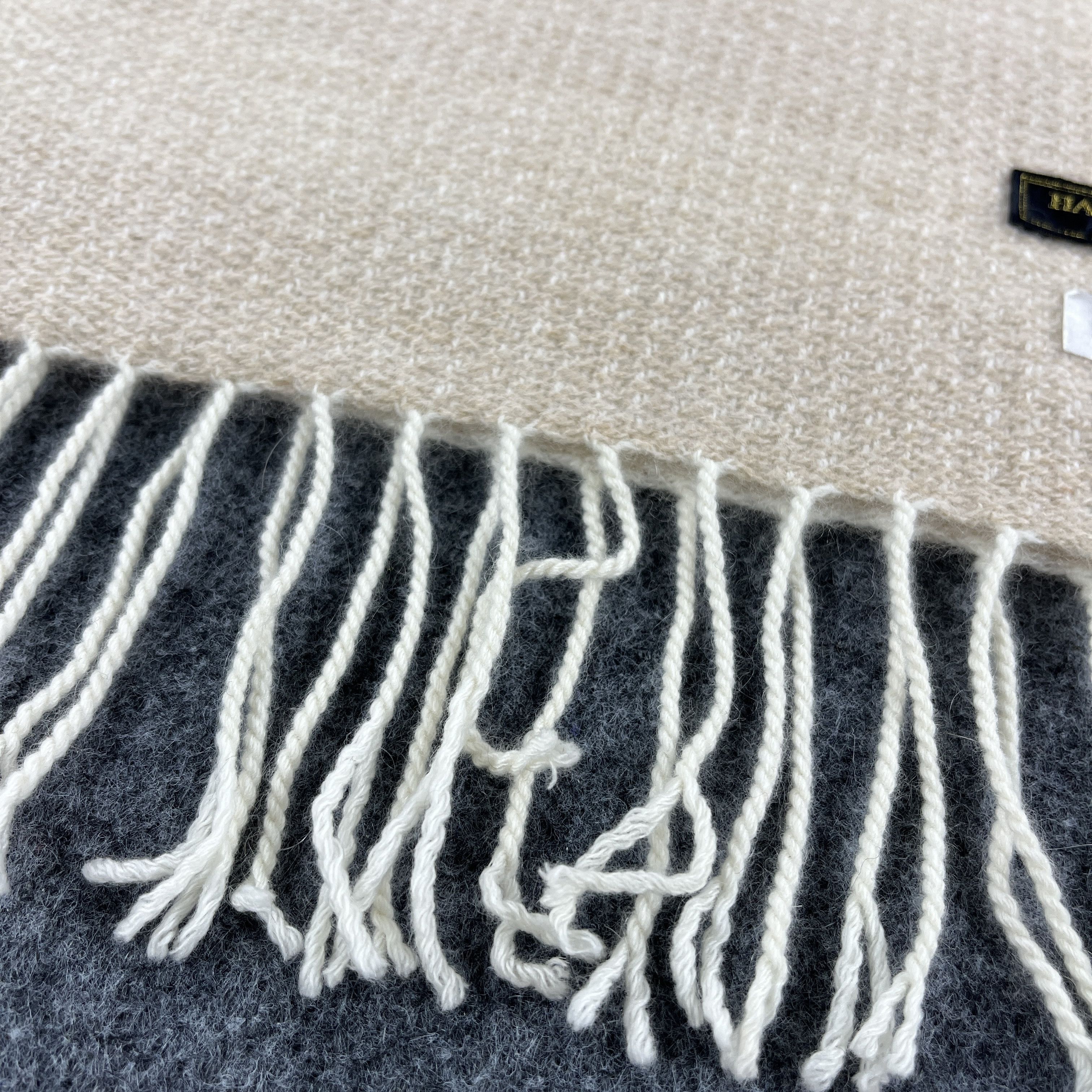 Hardy Amies Hardy Amies Scarf / Muffler / Neckwear K038 Size ONE SIZE - 7 Thumbnail